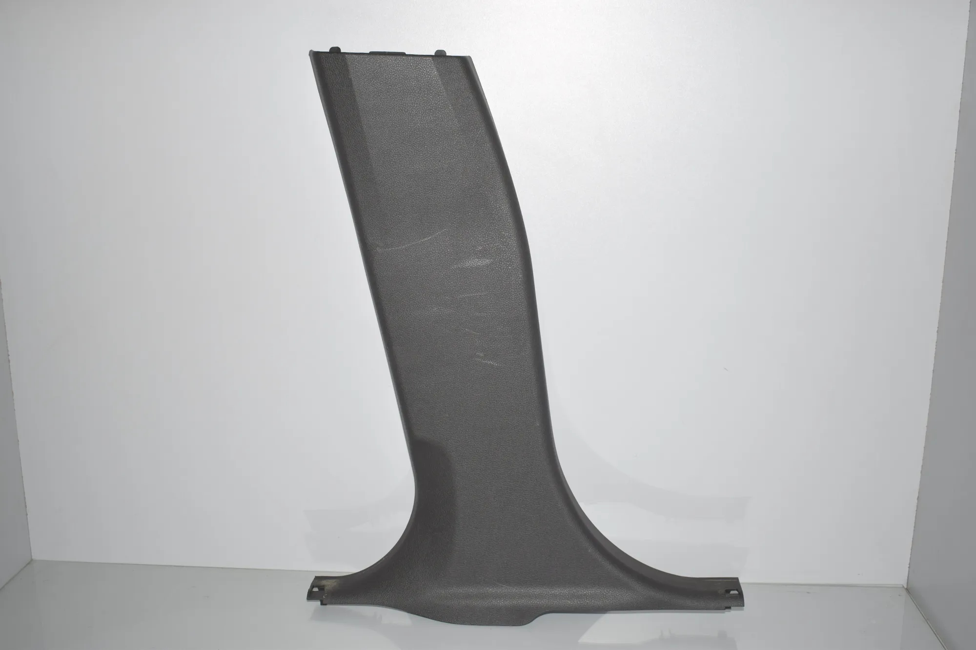Left Side B Pillar Trim – OEM 7302433 · BMW 2 Active Tourer (F45) 218 d 2016