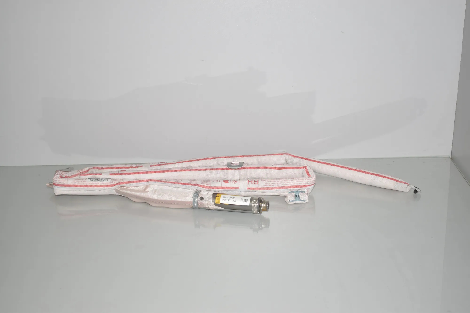 Right Side Roof Safety Curtain SRS – OEM 7301296 · BMW 2 Active Tourer (F45) 218 d 2016