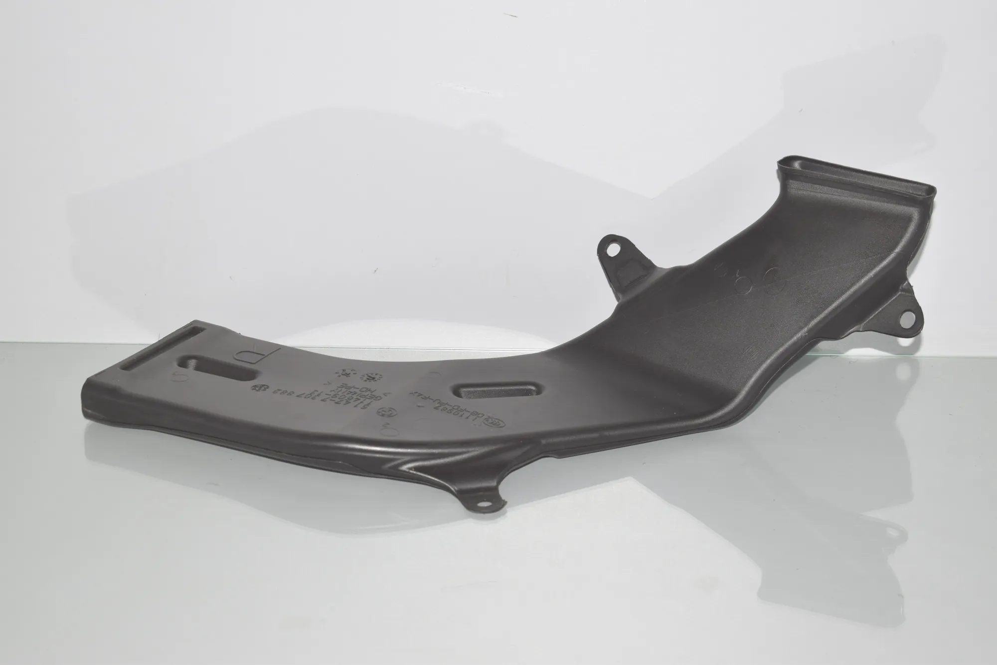 Interior Air Duct Channel – OEM 7307882 · BMW 2 Active Tourer (F45) 218 d 2016