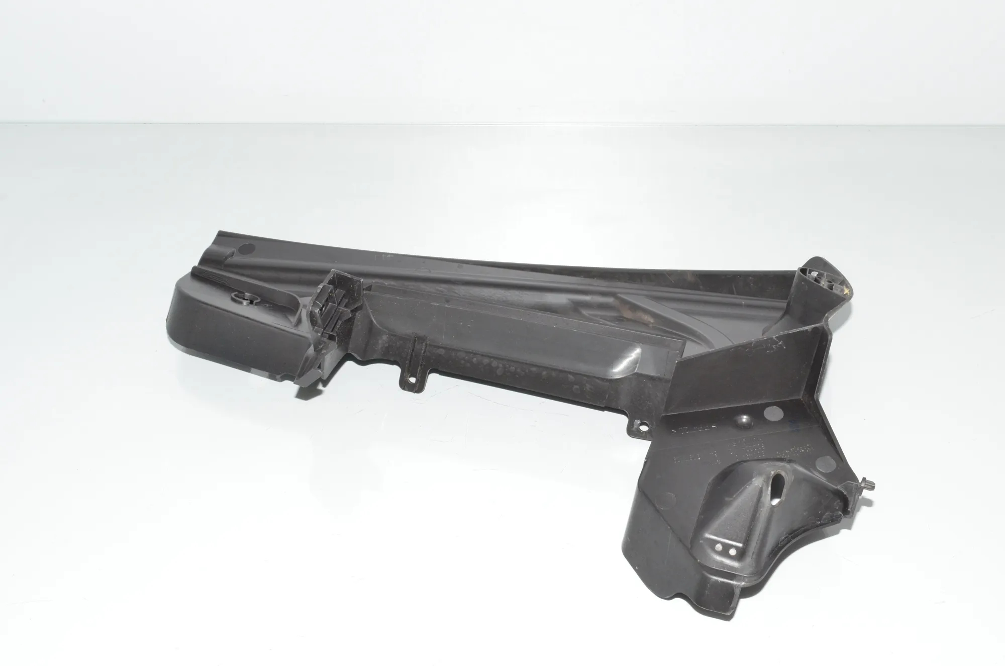 Other Engine Compartment Parts – OEM 9297729 · BMW 4 Gran Coupe (F36) 430 d xDrive 2016