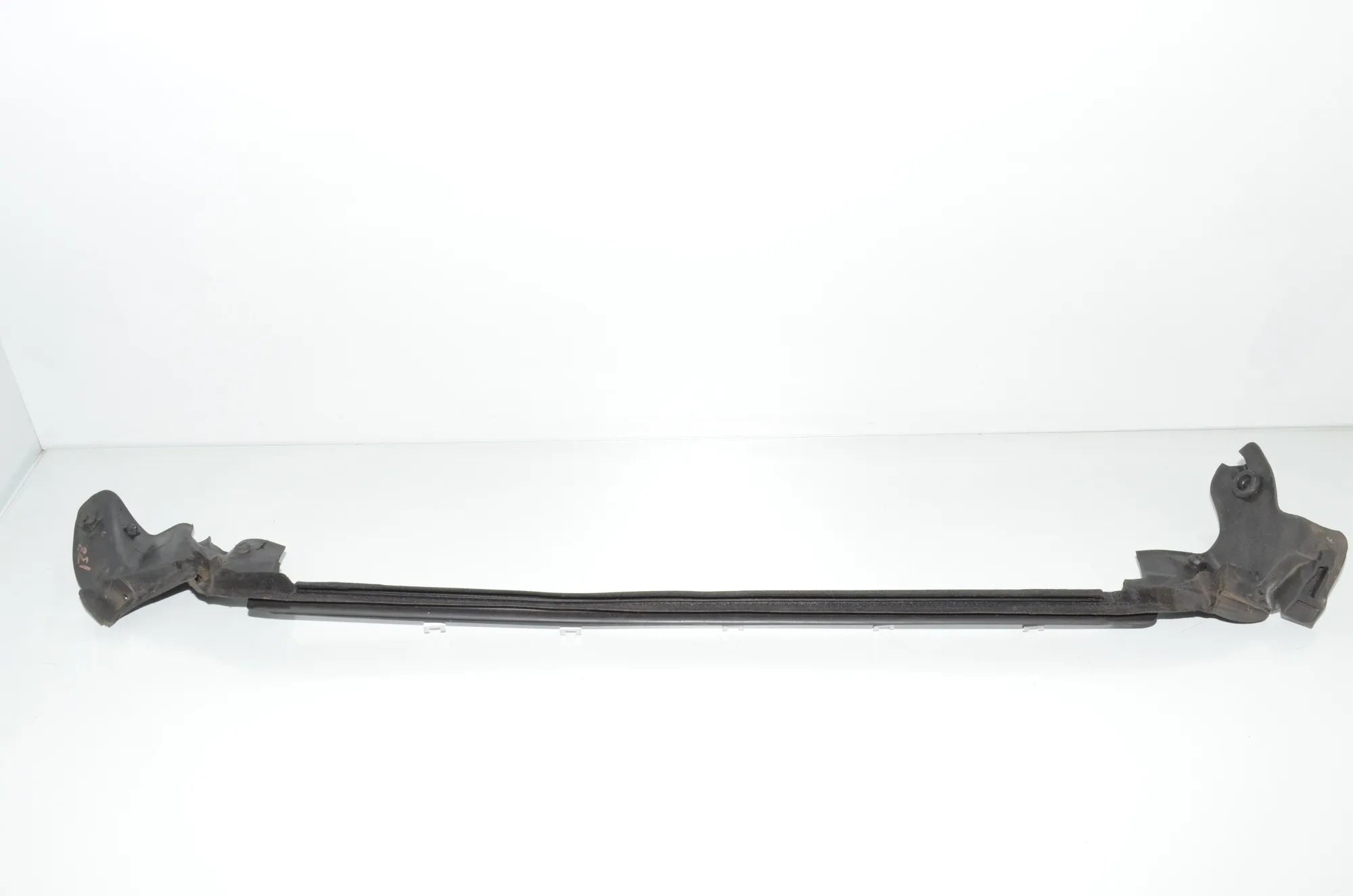 Rear Right Door Window Strip – OEM 7310208 · BMW 4 Gran Coupe (F36) 430 d xDrive 2016