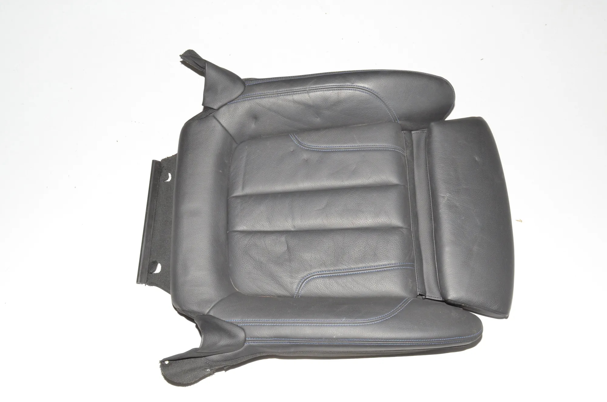 Front Left Seat – OEM 9304007 · BMW 5 (G30) BMW 5 (G30) 530 i 2018 – 2