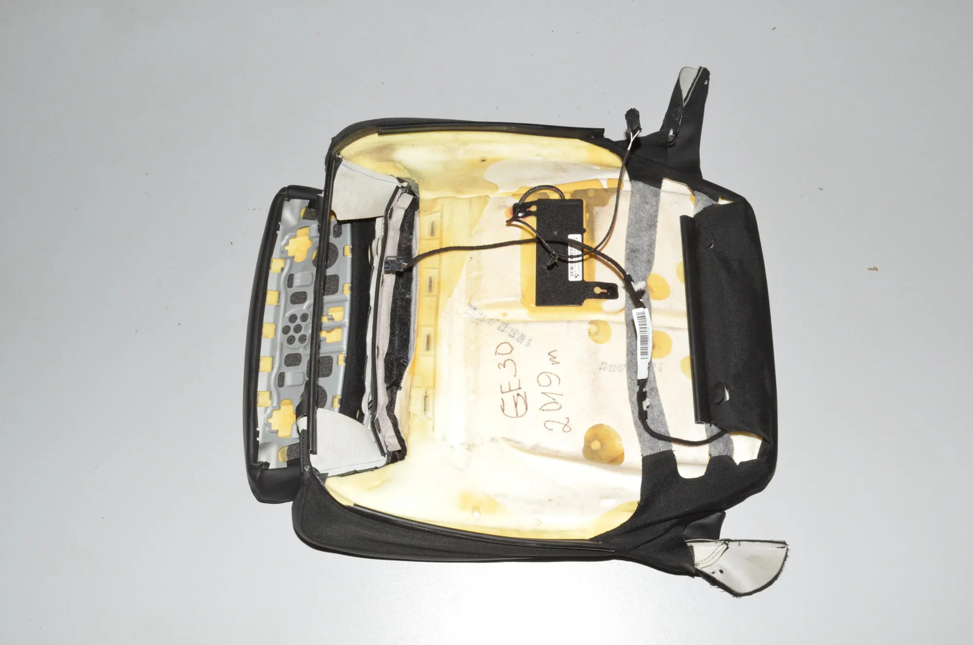Front Left Seat – OEM 9304007 · BMW 5 (G30) BMW 5 (G30) 530 i 2018 – 3
