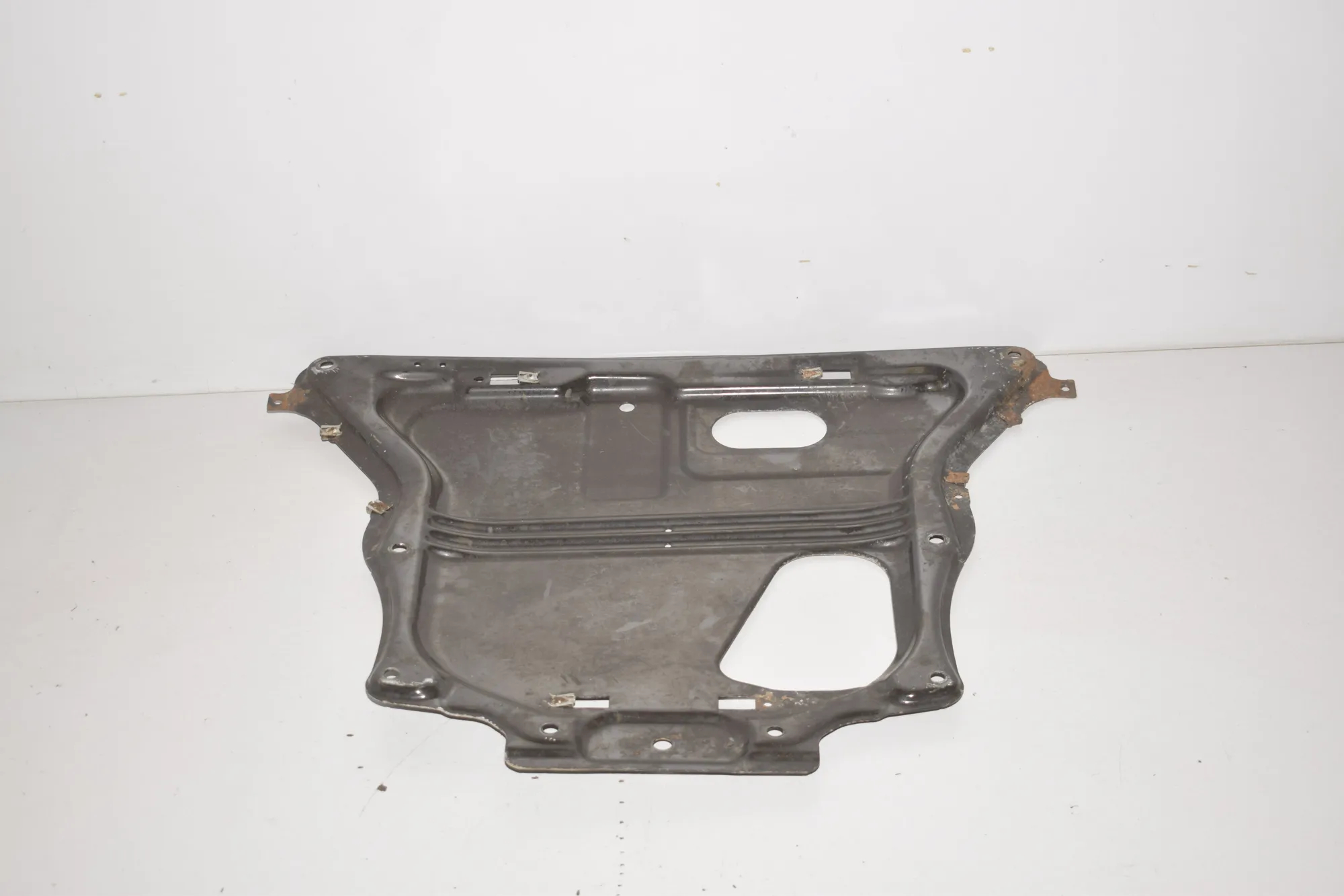 Engine Cover · BMW 3 Touring (F31) 318 d 2016 – 2