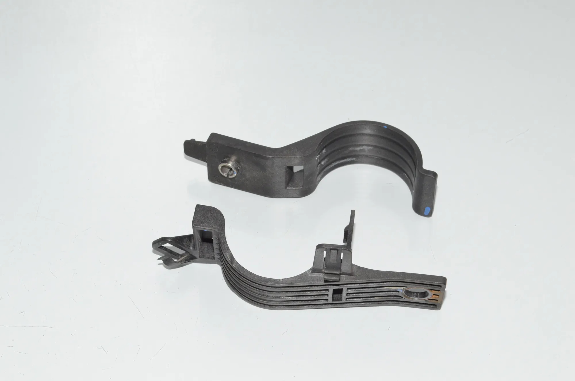 Bracket – OEM 8591939 · BMW 2 Active Tourer (F45) 218 d 2016 – 3