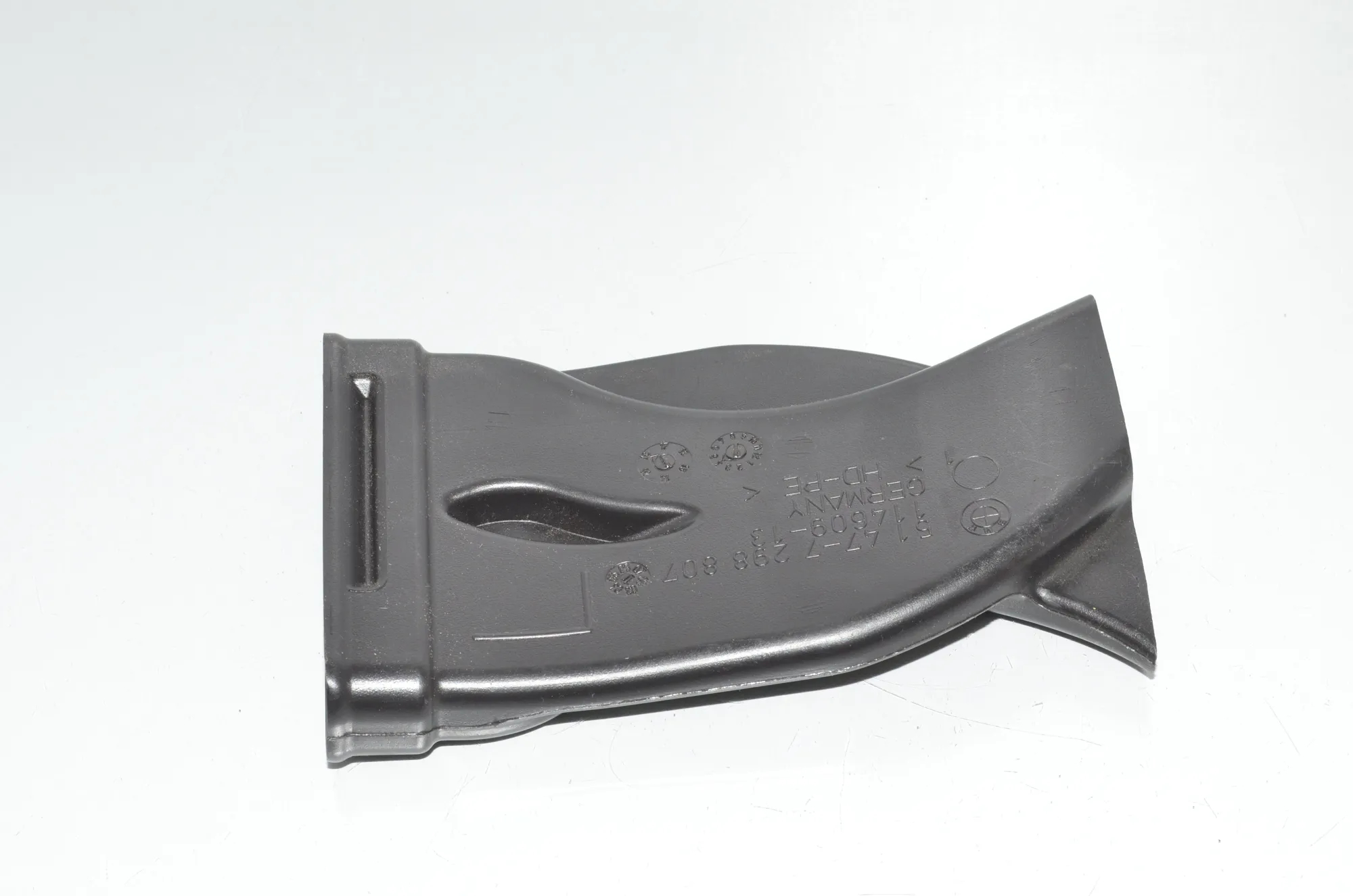 Interior Air Duct Channel – OEM 7298807 · BMW 2 Active Tourer (F45) 218 d 2016 – 4