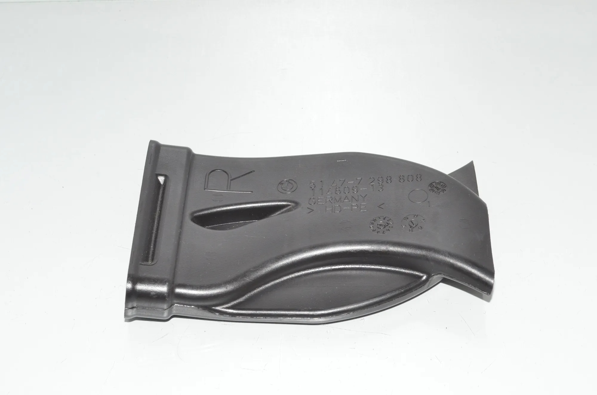 Interior Air Duct Channel – OEM 7298808 · BMW 2 Active Tourer (F45) 218 d 2016 – 2