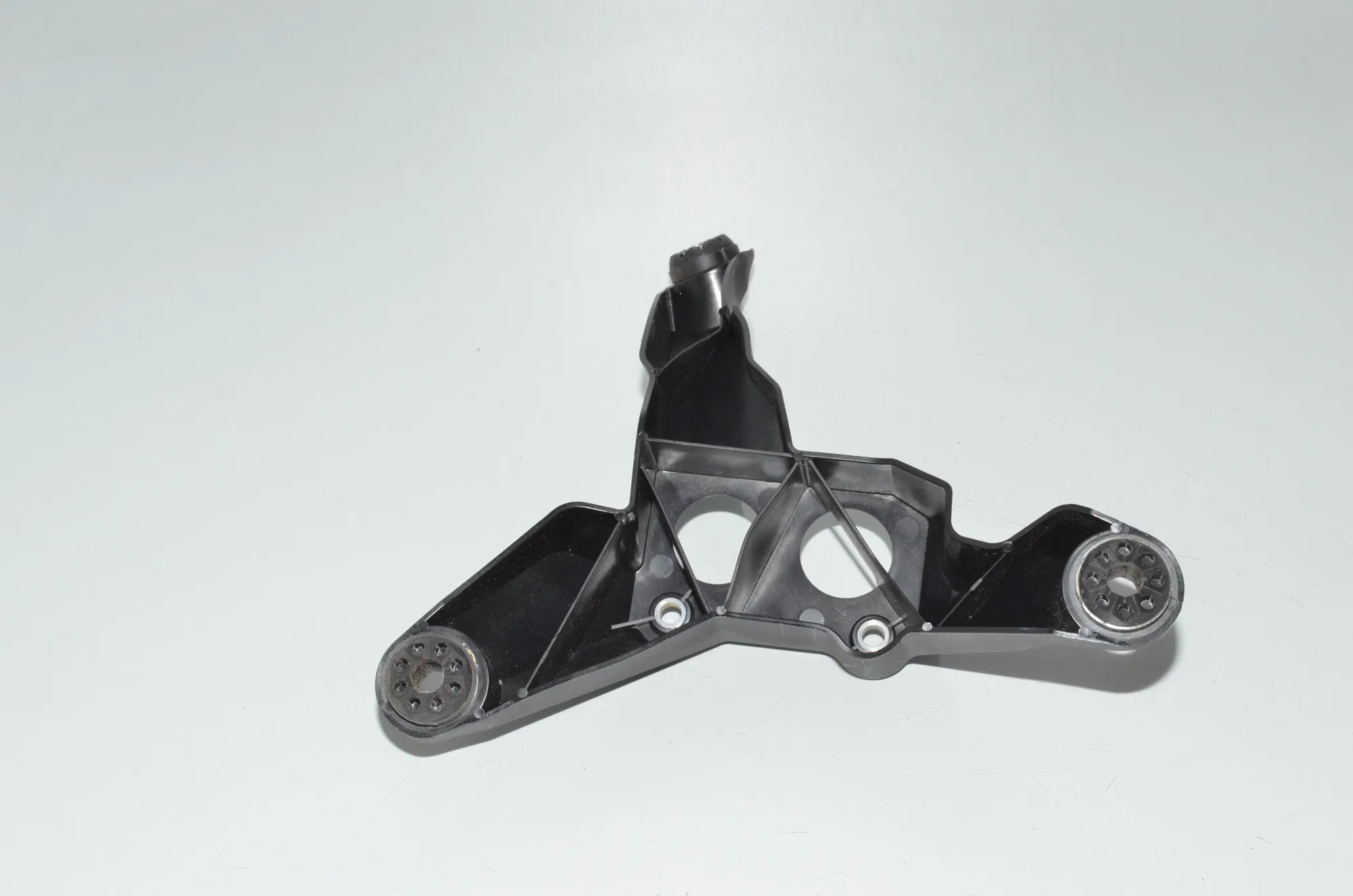 ABS Pump Holder – OEM 6799814 · BMW 2 Active Tourer (F45) 218 d 2016 – 3