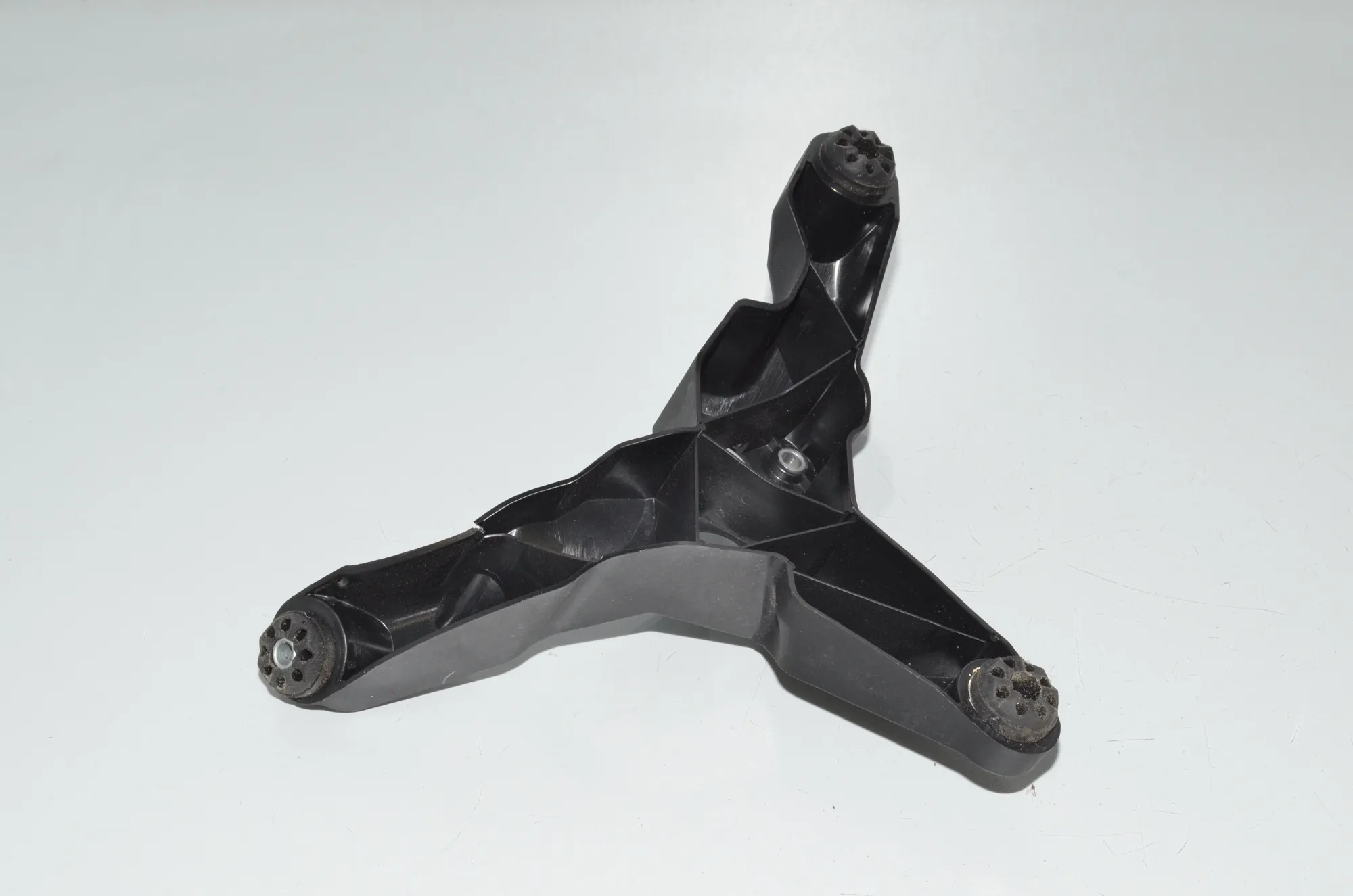 ABS Pump Holder – OEM 6799814 · BMW 2 Active Tourer (F45) 218 d 2016