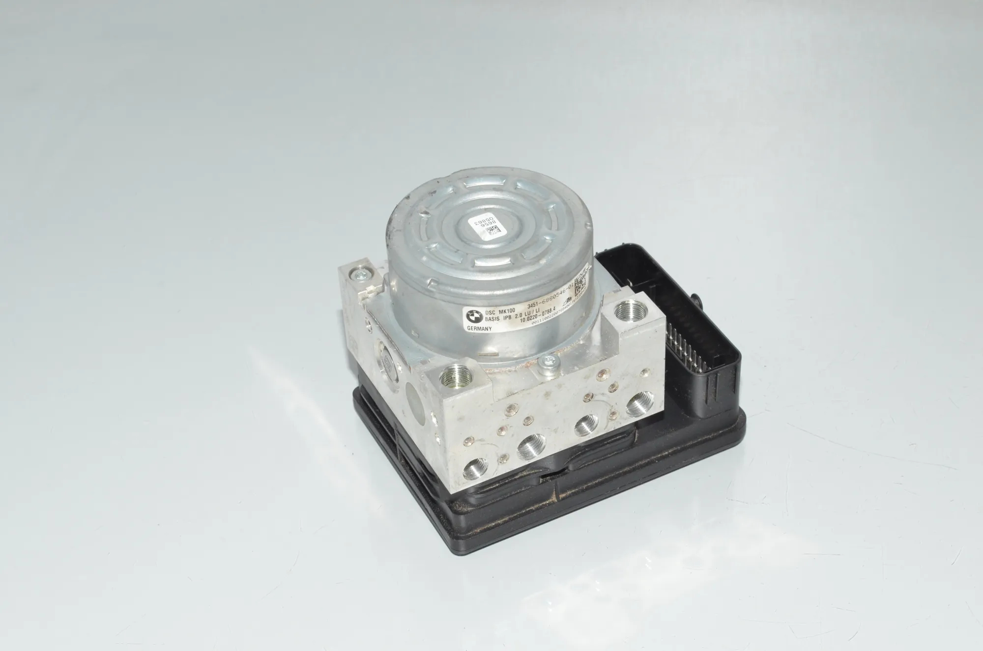 ABS Pump – OEM 6880546 · BMW 2 Active Tourer (F45) 218 d 2016 – 3