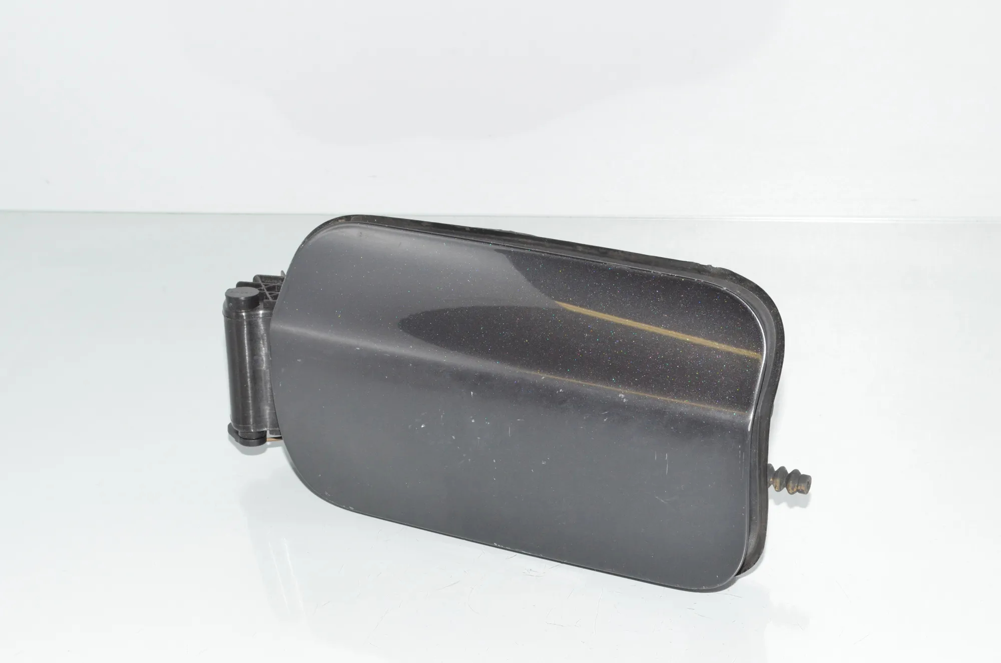 Fuel Tank Flap Cap – OEM 7206558 · BMW 5 Touring (F11) 520 d 2010