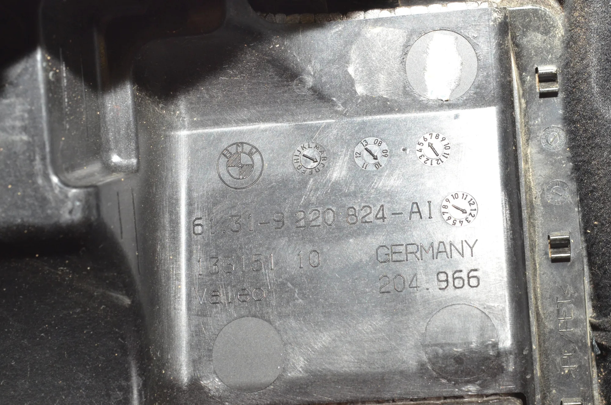 Steering Mechanism Trim – OEM 9220824 · BMW 5 Touring (F11) 520 d 2010 – 7