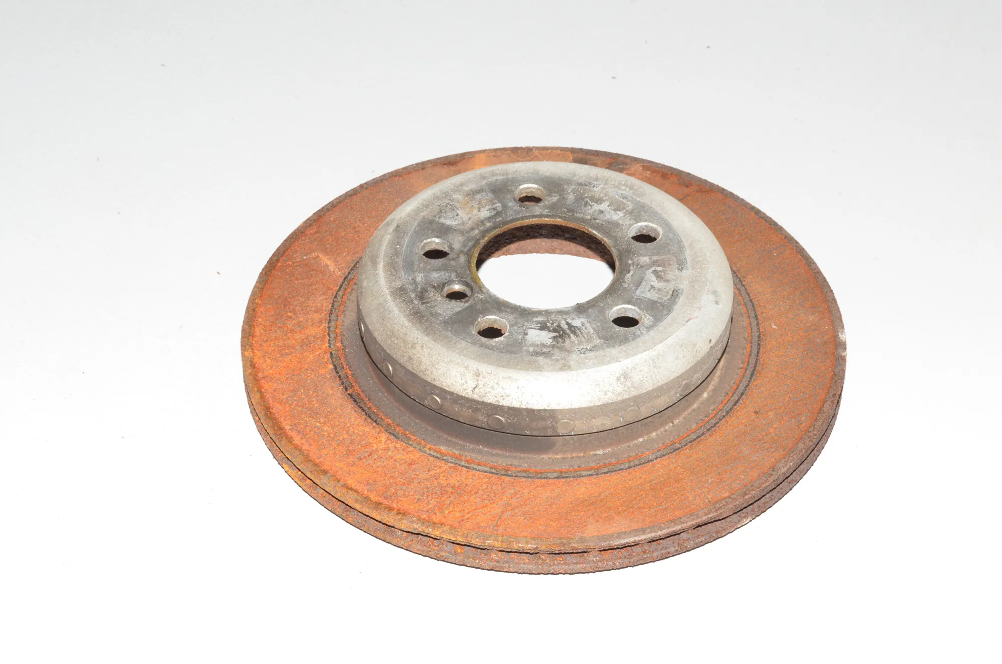 Rear Right Brake Disc – OEM 6898733 · BMW 5 (F10) 525 d 2012 – 2
