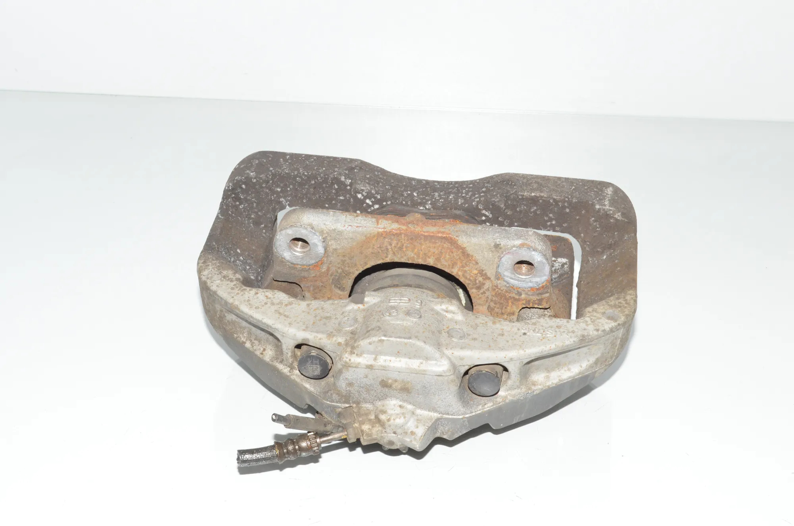 Front Left Brake Caliper – OEM 6792689 · BMW 5 (F10) 525 d 2012 – 4