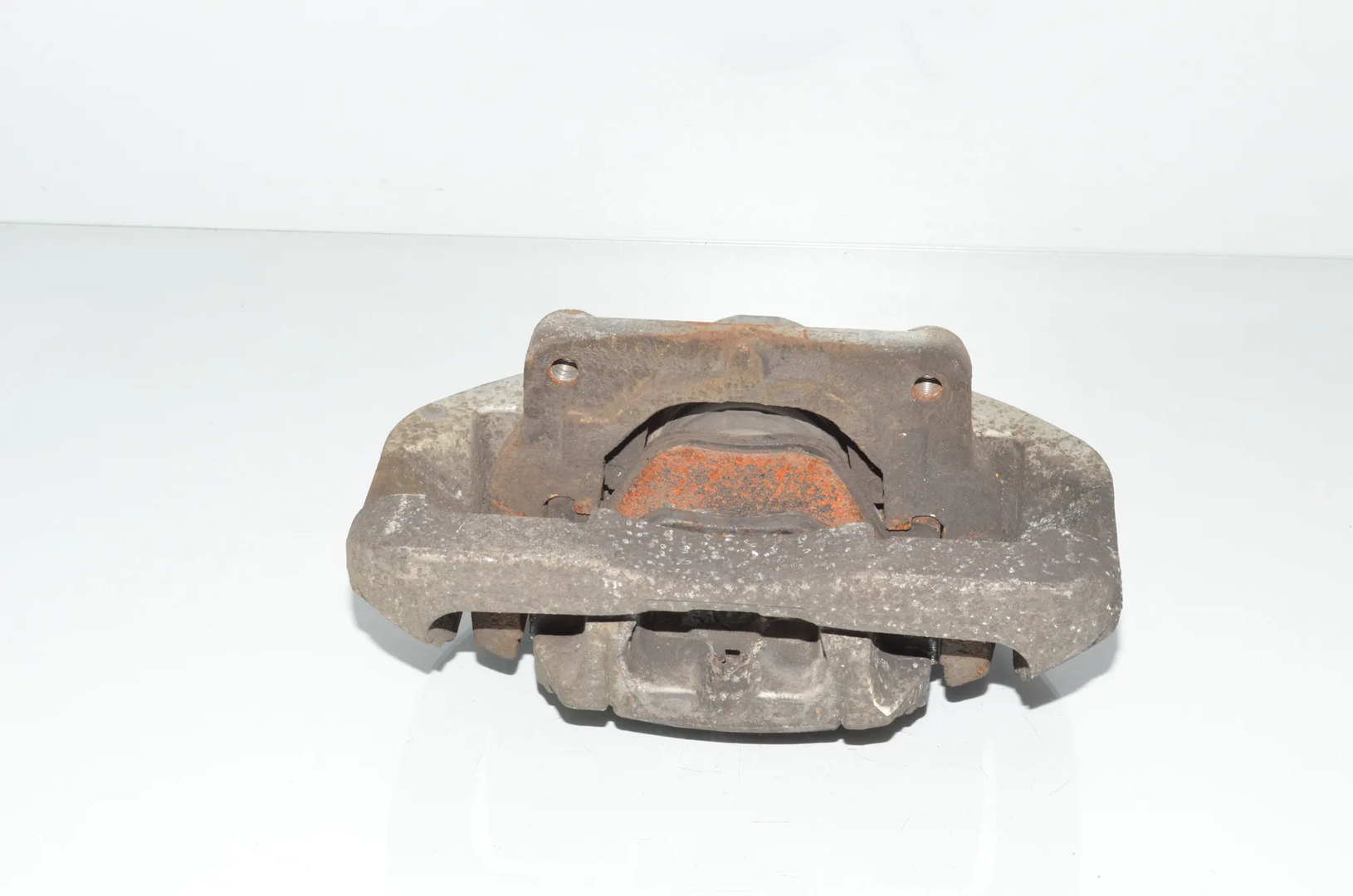 Front Left Brake Caliper – OEM 6792689 · BMW 5 (F10) 525 d 2012 – 3