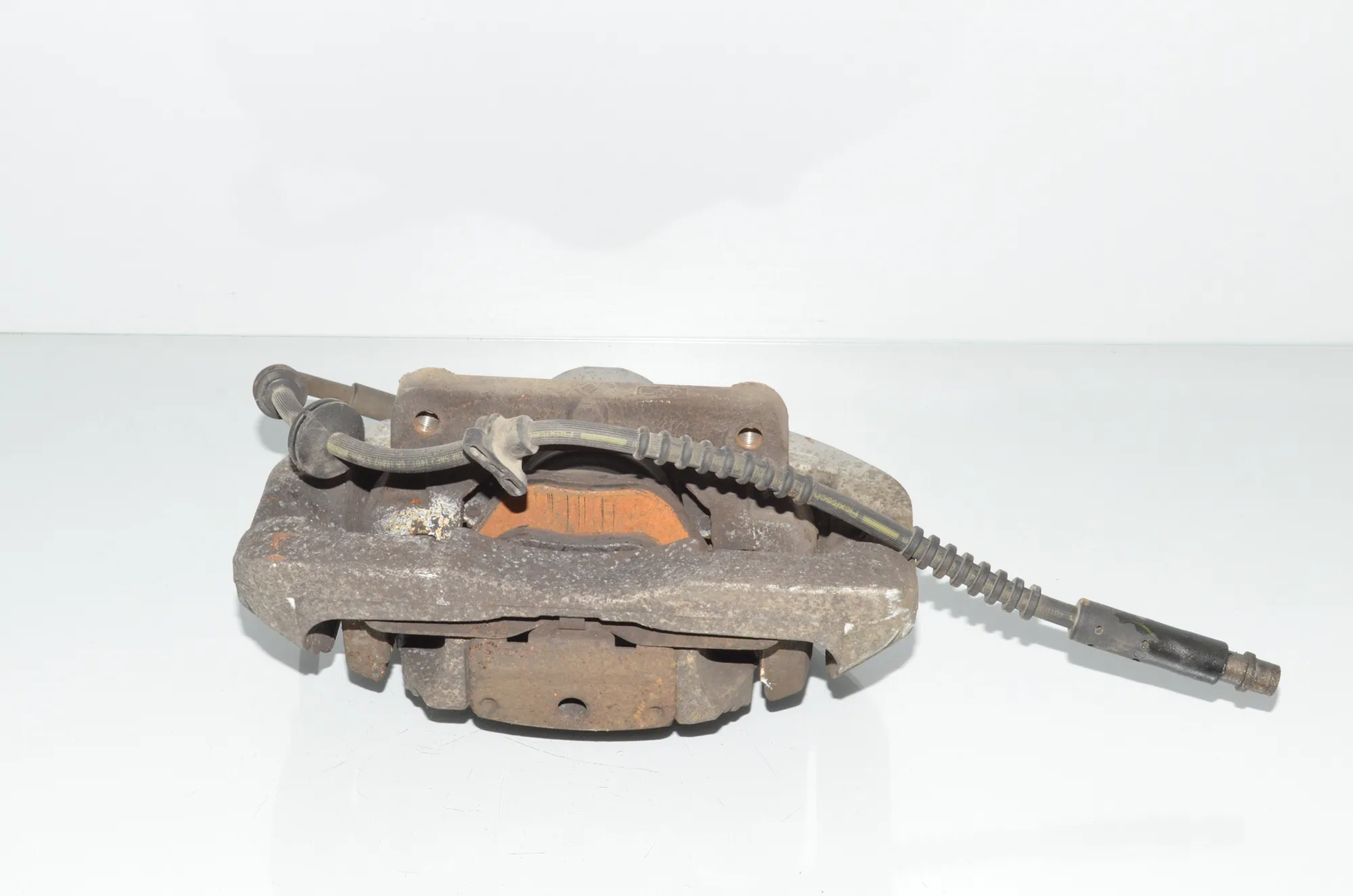 Front Right Brake Caliper – OEM 6792690 · BMW 5 (F10) 525 d 2012 – 4