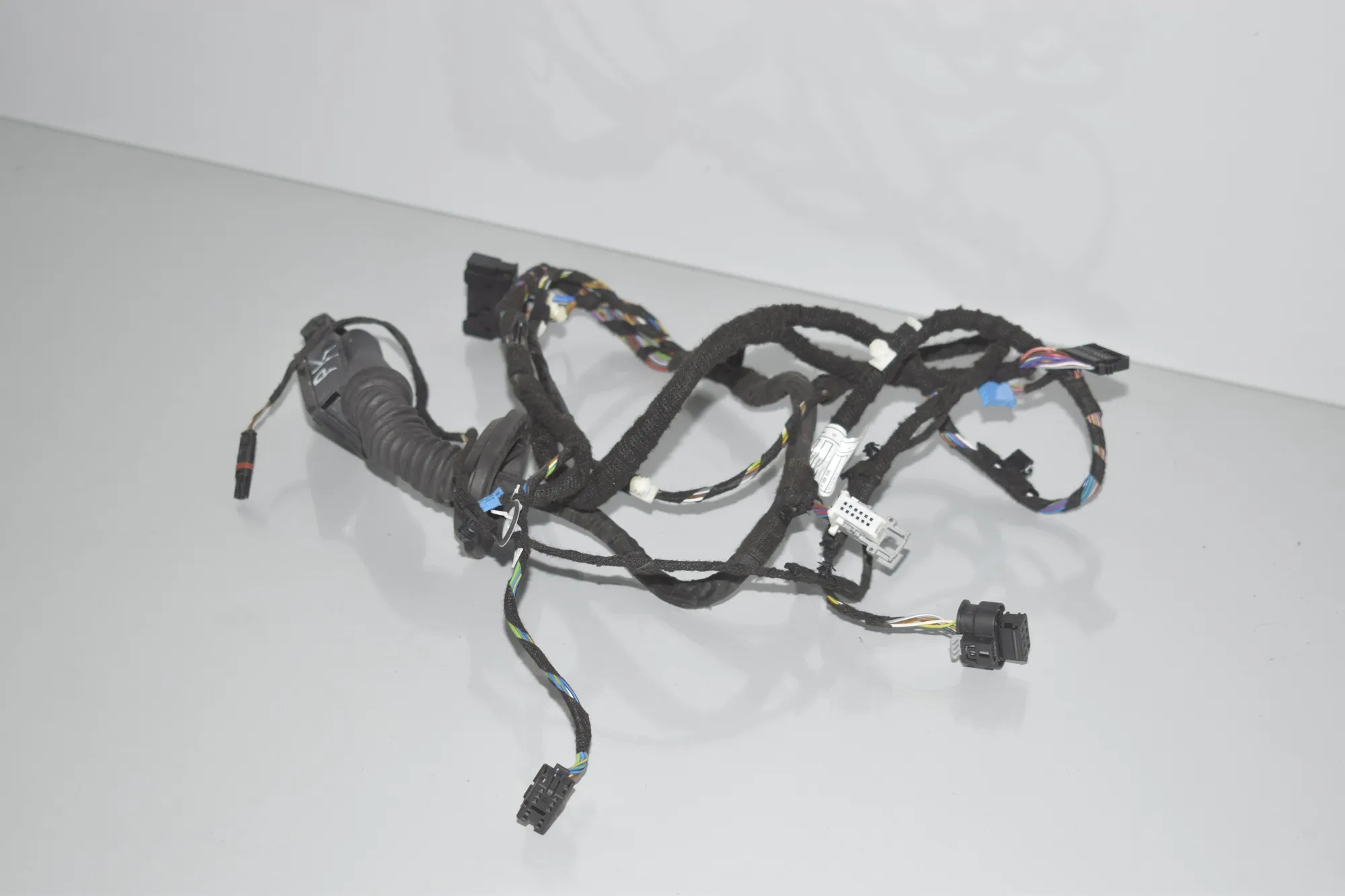 Front Left Door Wiring – OEM 9389308 · BMW 2 Active Tourer (F45) 218 d 2016 – 2