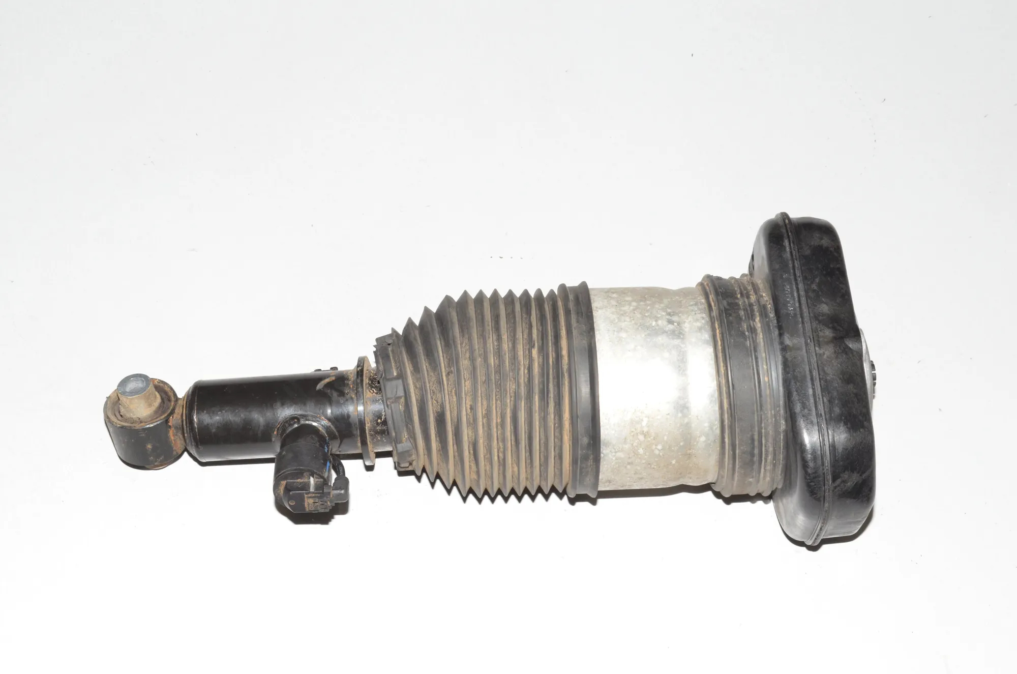 Rear Left Air Shock Absorber – OEM 6890329 · BMW iX (I20) BMW iX (I20) xDrive 40 2021 – 4