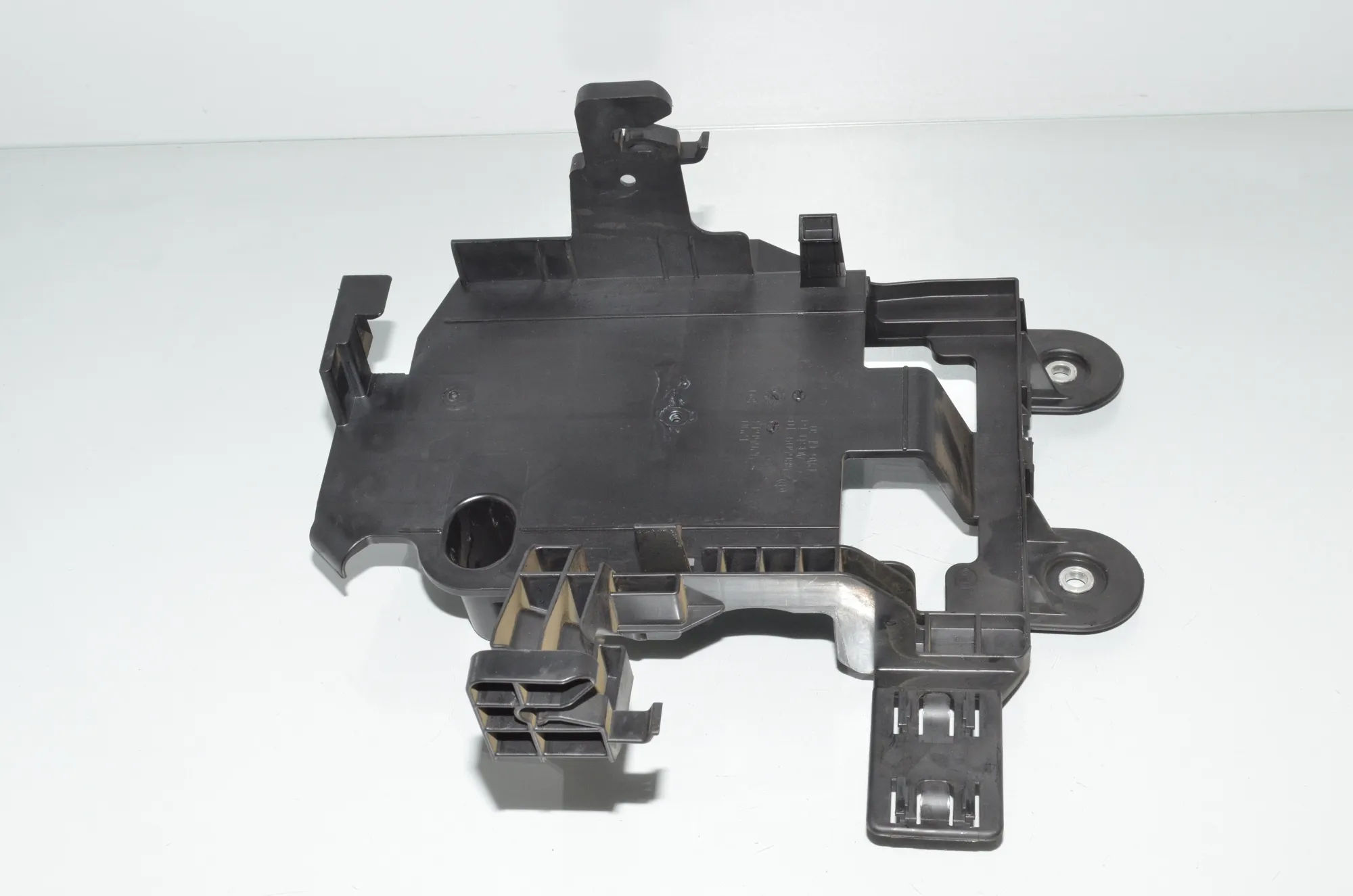 Bracket – OEM 9265643 · BMW i3 (I01) BMW i3 (I01) Electric 2019 – 2