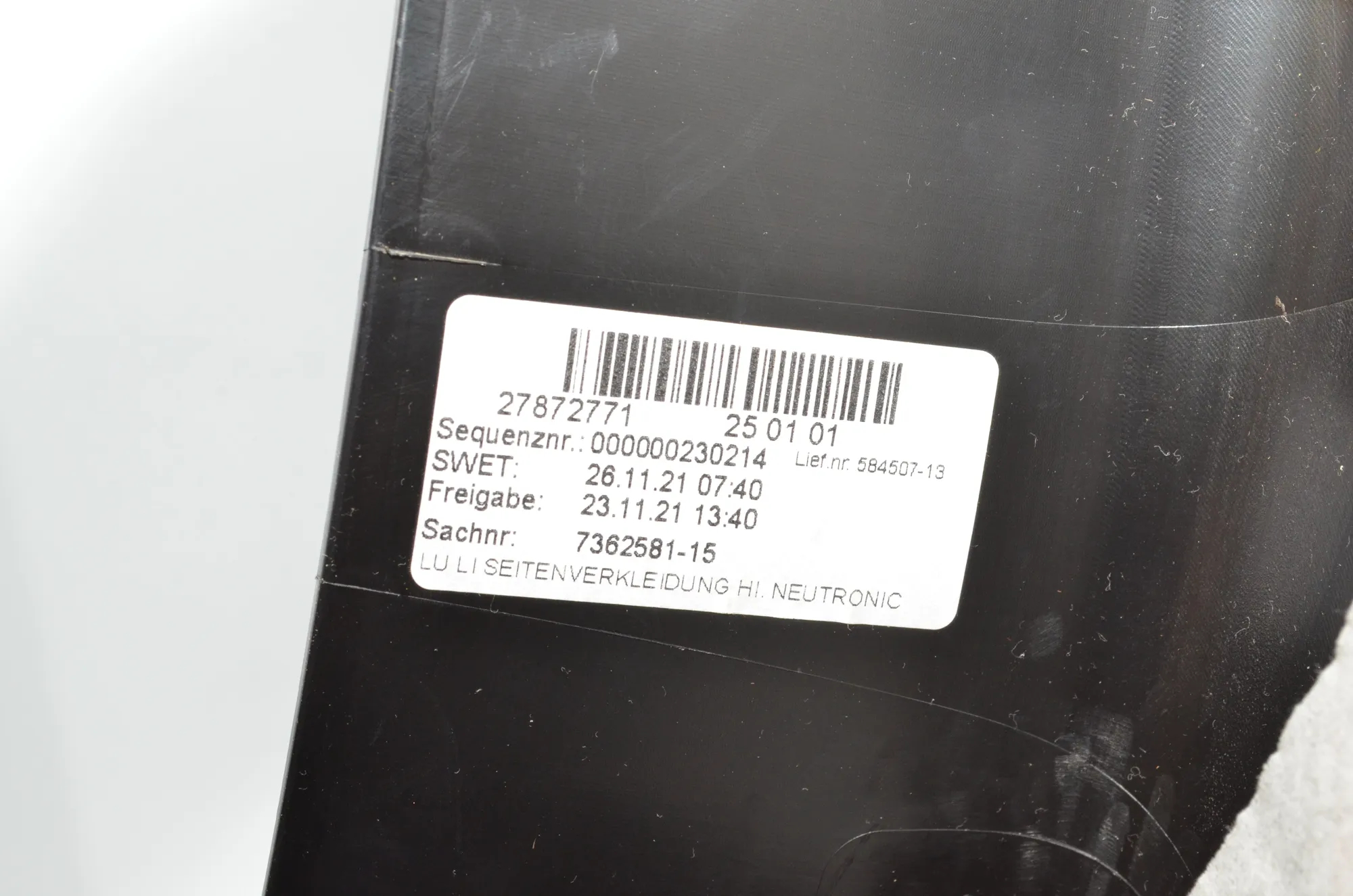 Rear Left Pillar Trim – OEM 7362581 · BMW i3 (I01) BMW i3 (I01) Electric 2019 – 5