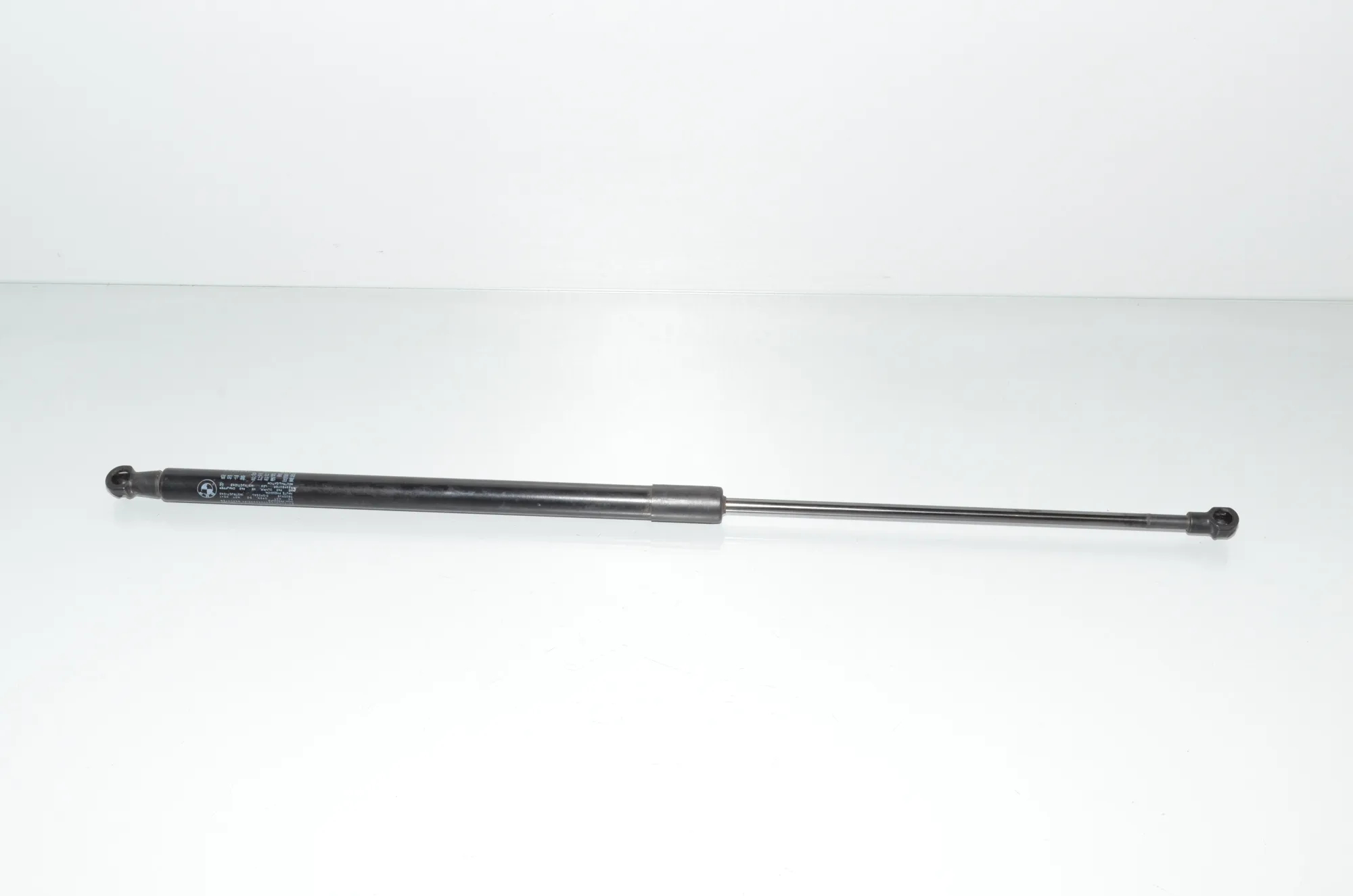 Left Side Tailgate Gas Strut – OEM 7296775 · BMW i3 (I01) BMW i3 (I01) Electric 2019 – 2