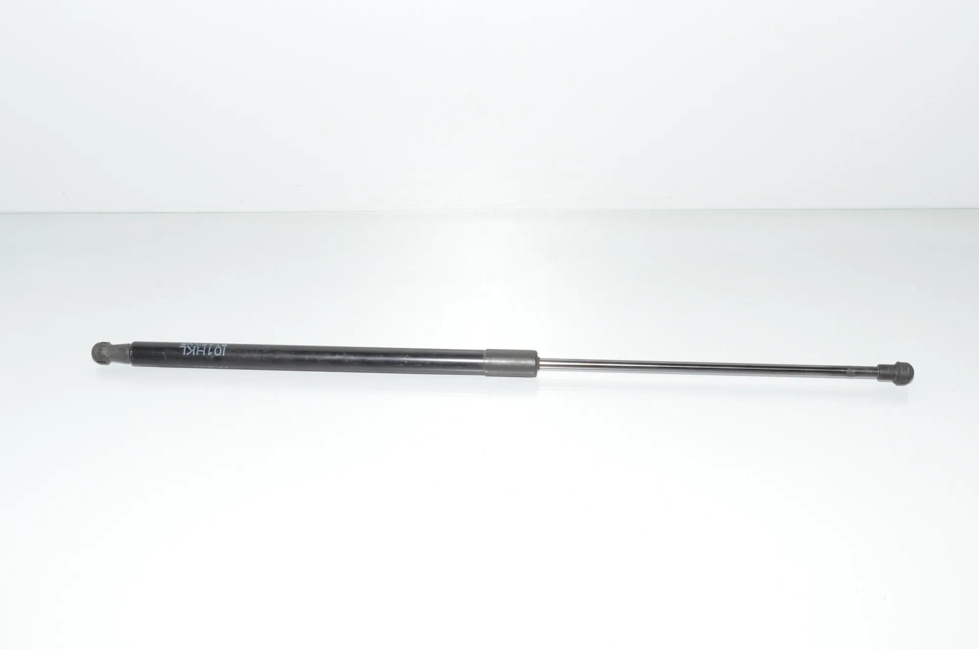 Left Side Tailgate Gas Strut – OEM 7296775 · BMW i3 (I01) BMW i3 (I01) Electric 2019 – 3