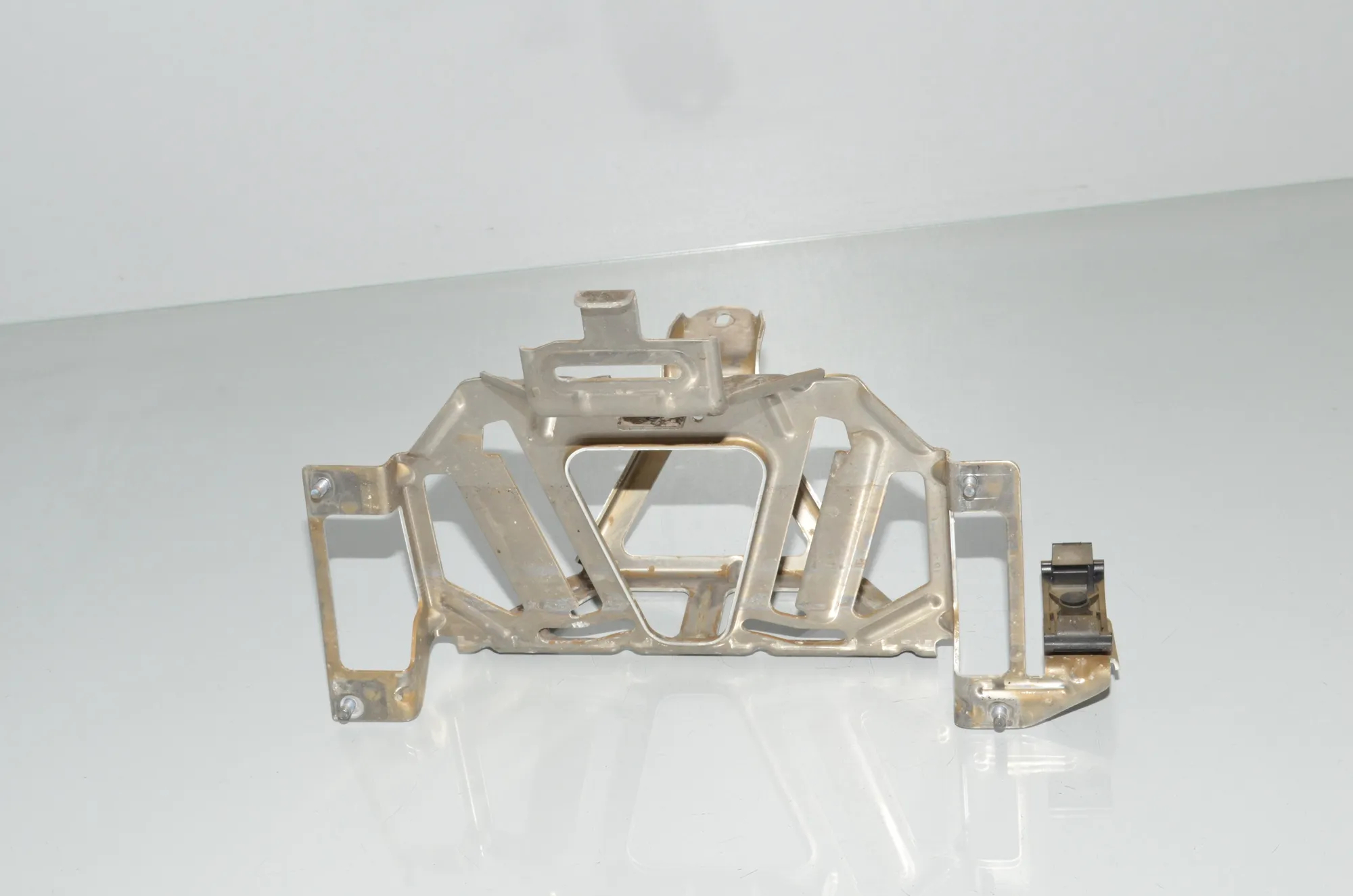 Bracket – OEM 9251524 · BMW i3 (I01) BMW i3 (I01) Electric 2019 – 4