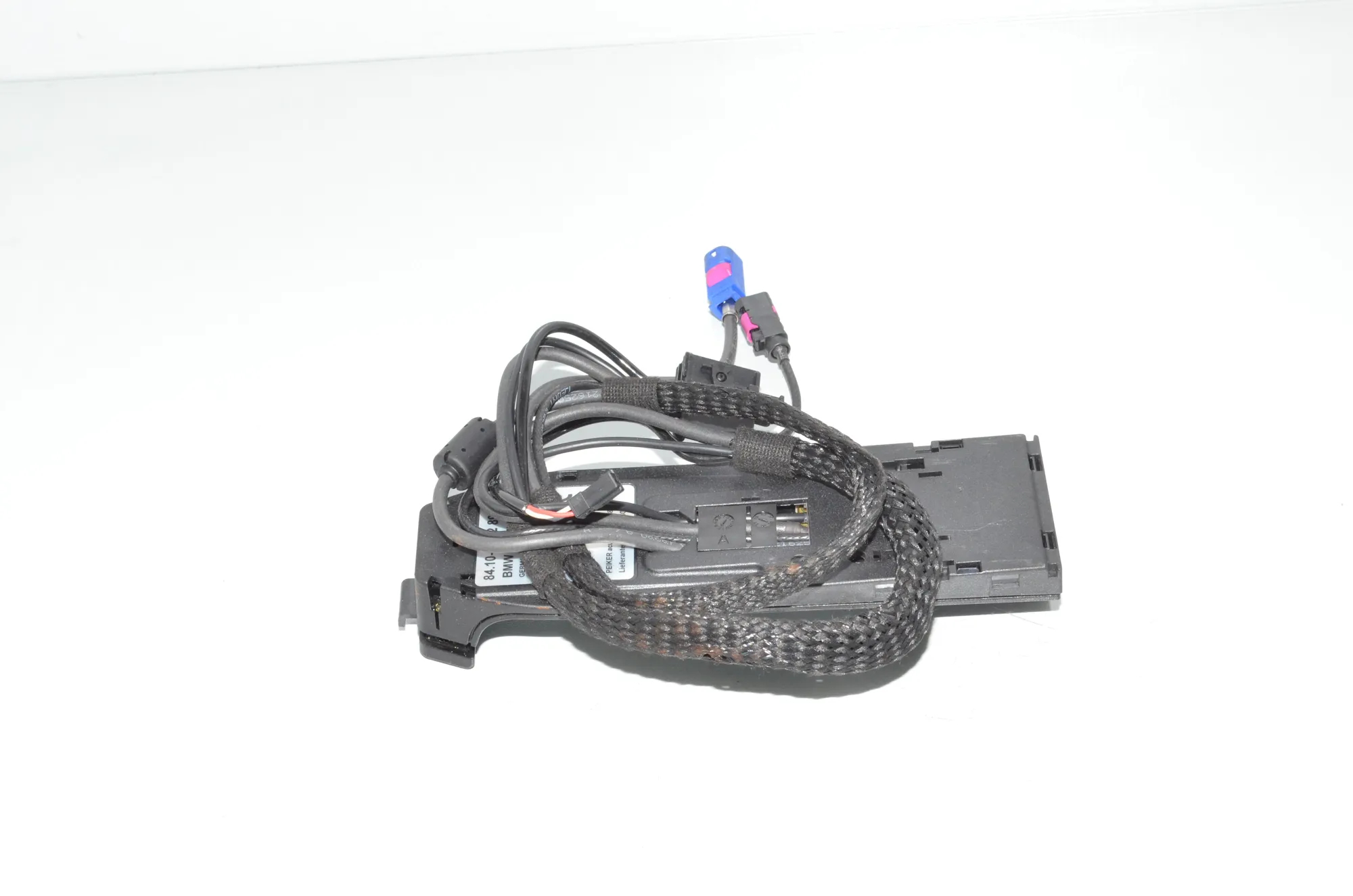 Phone Control Unit – OEM 9292893 · BMW i3 (I01) BMW i3 (I01) Electric 2019 – 4