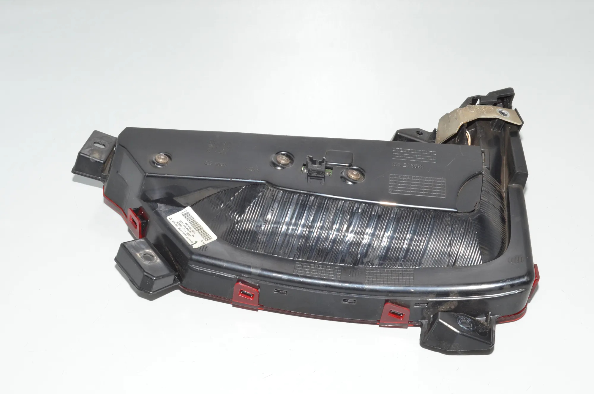 Left Side Tailgate Tail Light – OEM 7389605 · BMW i3 (I01) BMW i3 (I01) Electric 2019 – 4