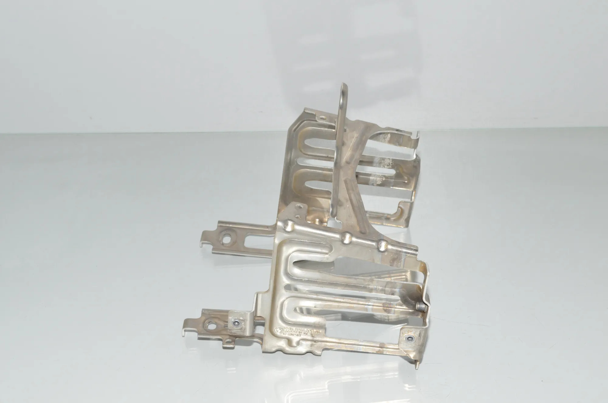 Bracket – OEM 9251523 · BMW i3 (I01) BMW i3 (I01) Electric 2019 – 4