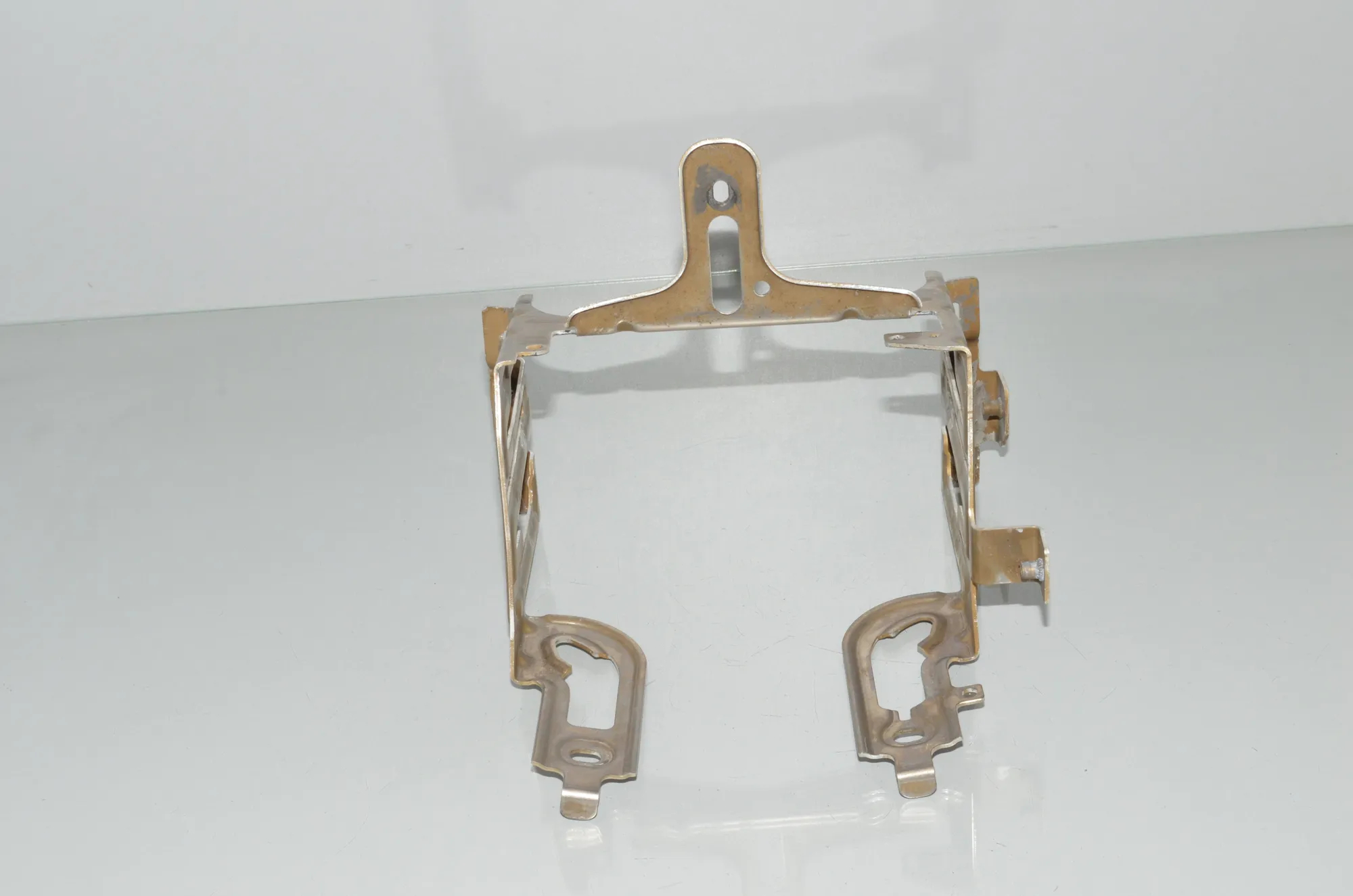 Bracket – OEM 9251523 · BMW i3 (I01) BMW i3 (I01) Electric 2019 – 3