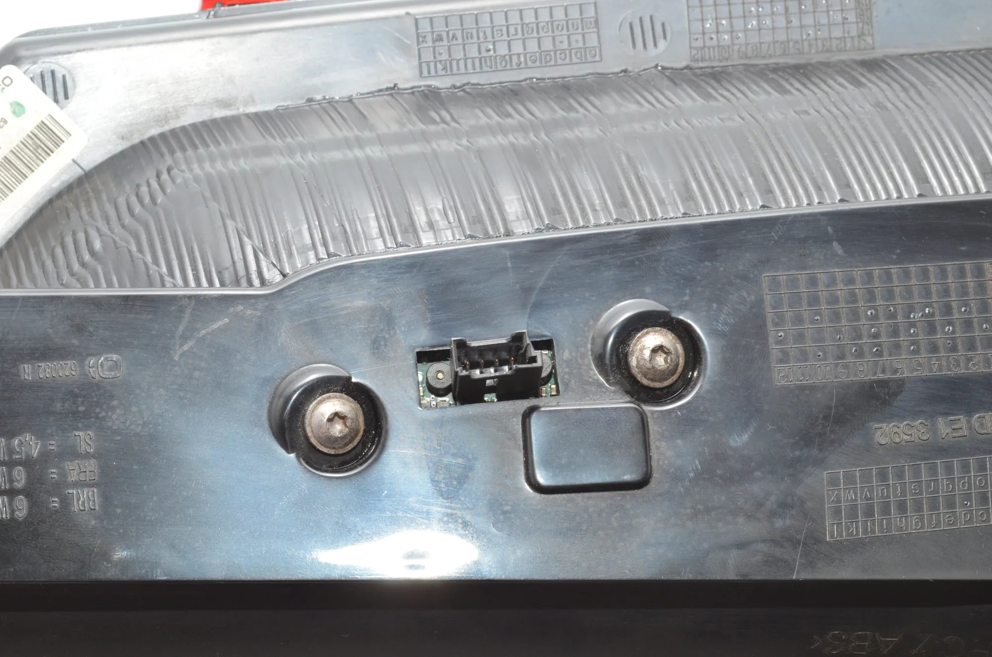 Right Side Tailgate Tail Light – OEM 7389606 · BMW i3 (I01) BMW i3 (I01) Electric 2019 – 5