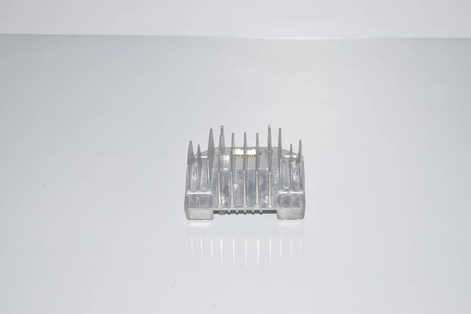 LED Lights Control Unit – OEM 1305715 · BMW 2 Active Tourer (F45) 218 d 2016