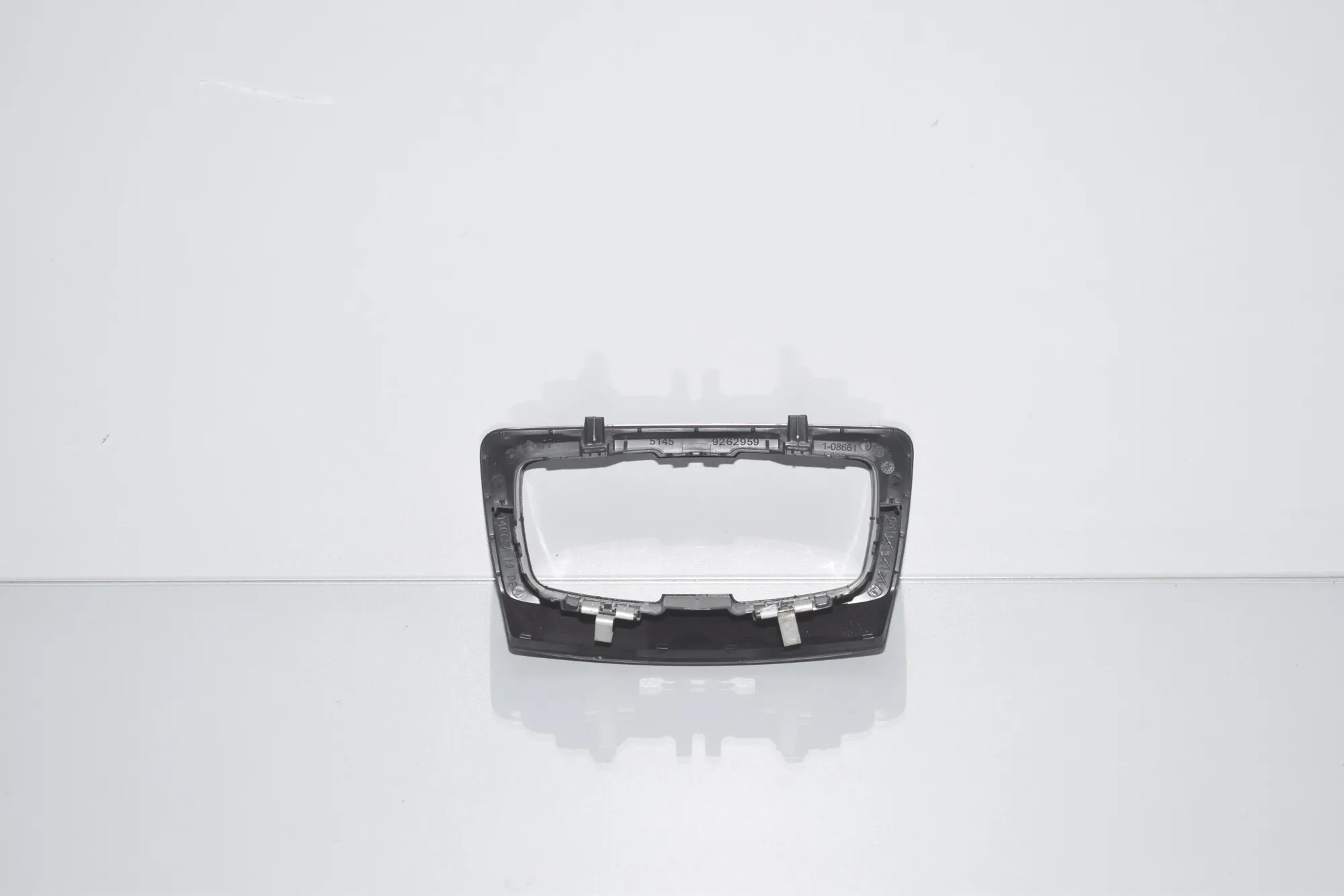 Headlight Switch Trim – OEM 9262959 · BMW 2 Active Tourer (F45) 218 d 2016 – 2