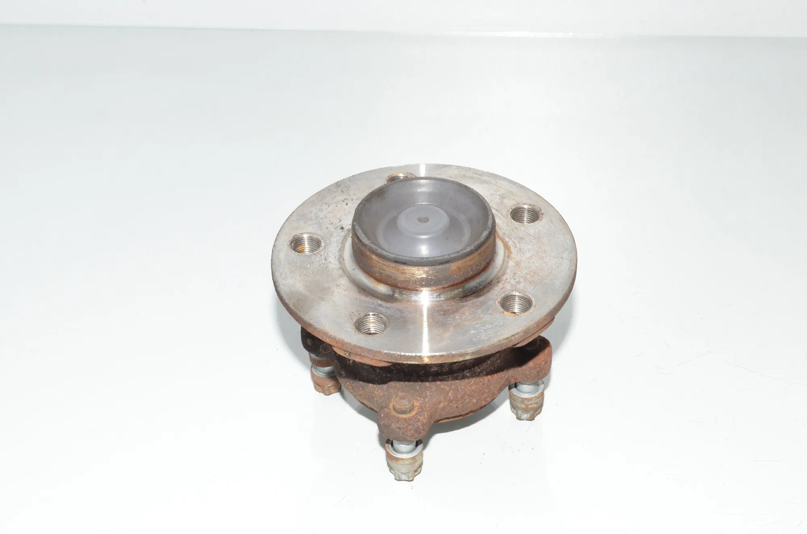 Rear Left Wheel Bearing – OEM 6858086 · BMW 2 Active Tourer (F45) 218 d 2016 – 2
