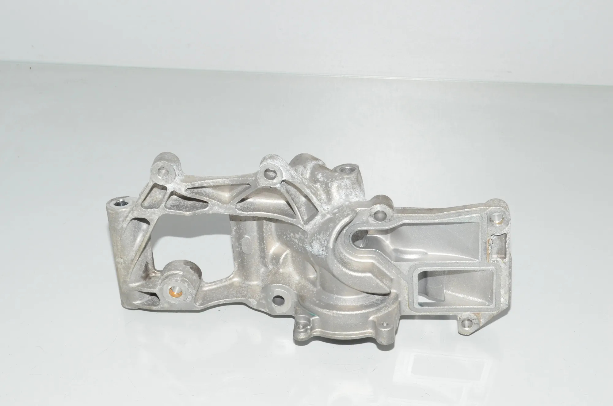 Water Pump – OEM 8575850 · BMW 2 Active Tourer (F45) 218 d 2016