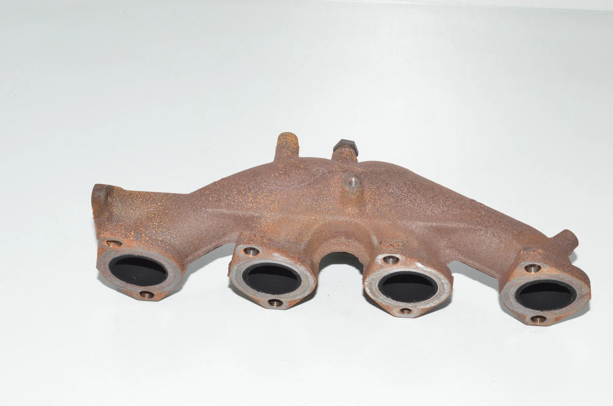 Exhaust Manifold – OEM 8519889 · BMW 2 Active Tourer (F45) 218 d 2016 – 4