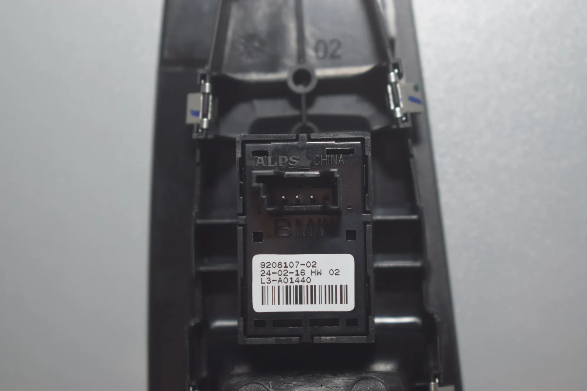 Rear Left Door Window Switch – OEM 9208107 · BMW 2 Active Tourer (F45) 218 d 2016 – 6