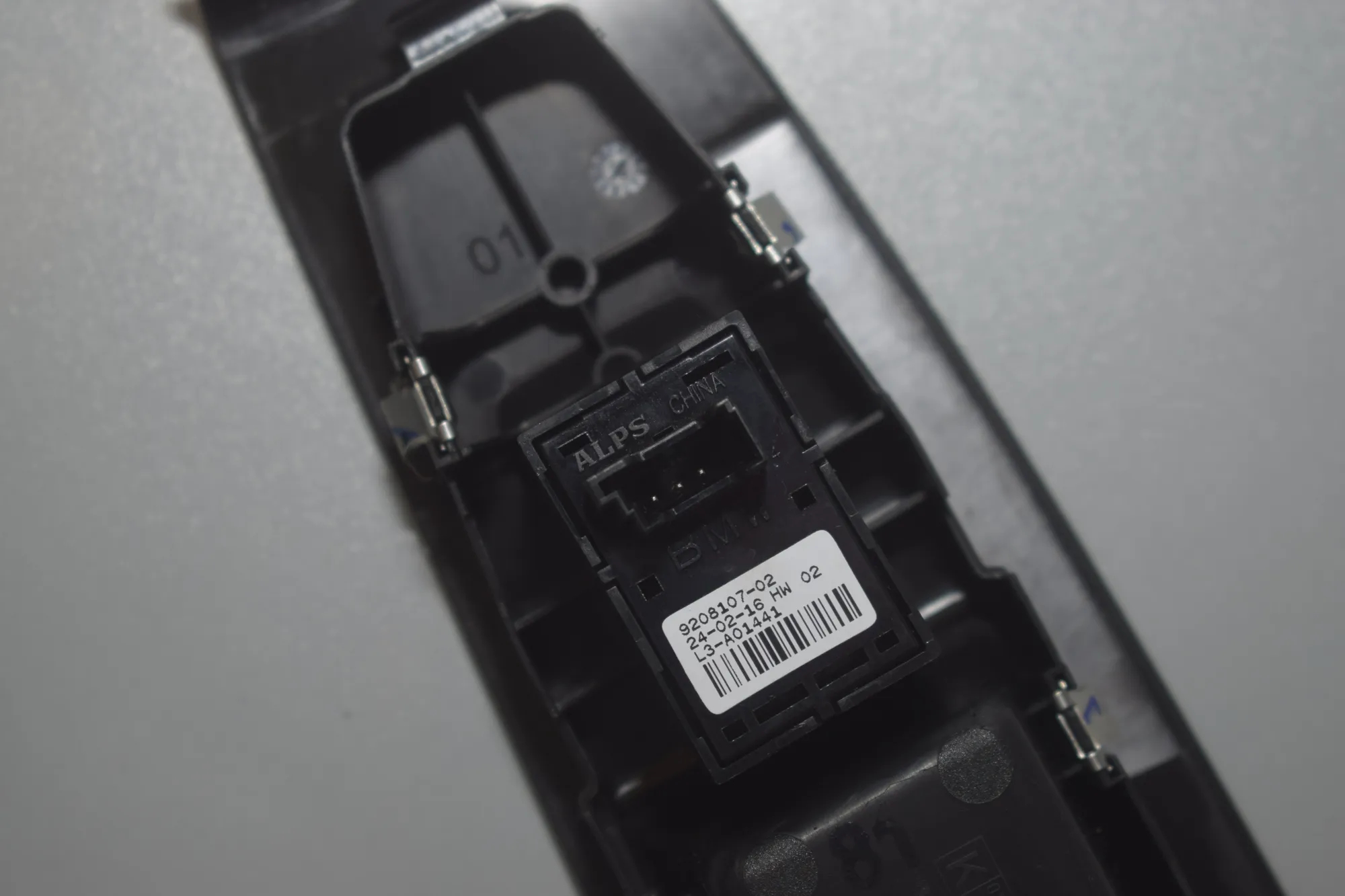 Rear Right Door Window Switch – OEM 9208107 · BMW 2 Active Tourer (F45) 218 d 2016 – 5