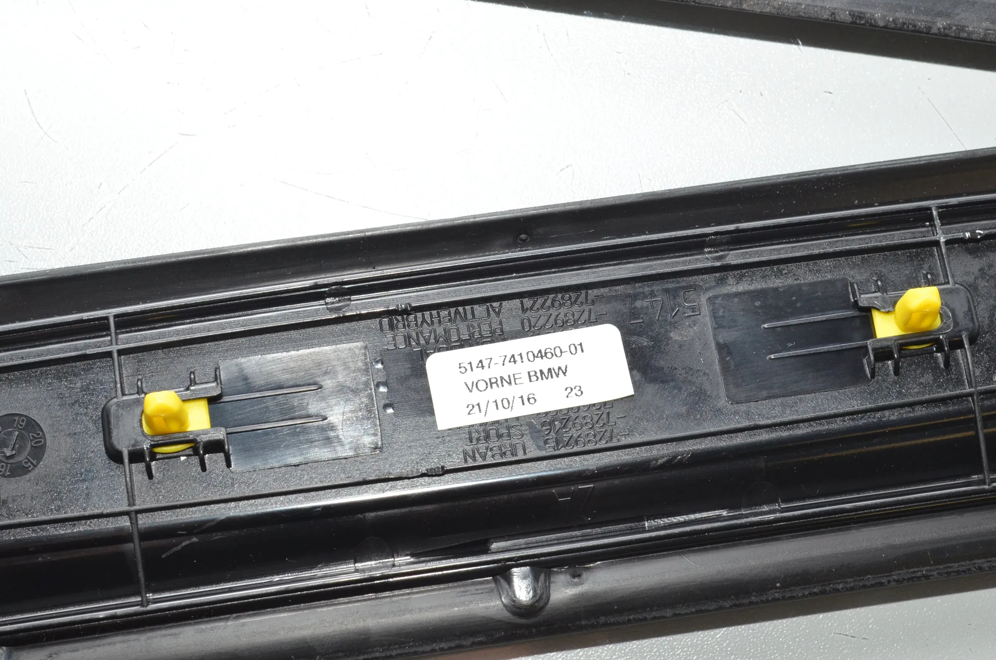 Door Sill Trim Kit – OEM 7410460 · BMW 3 Touring (F31) 318 d 2016 – 5