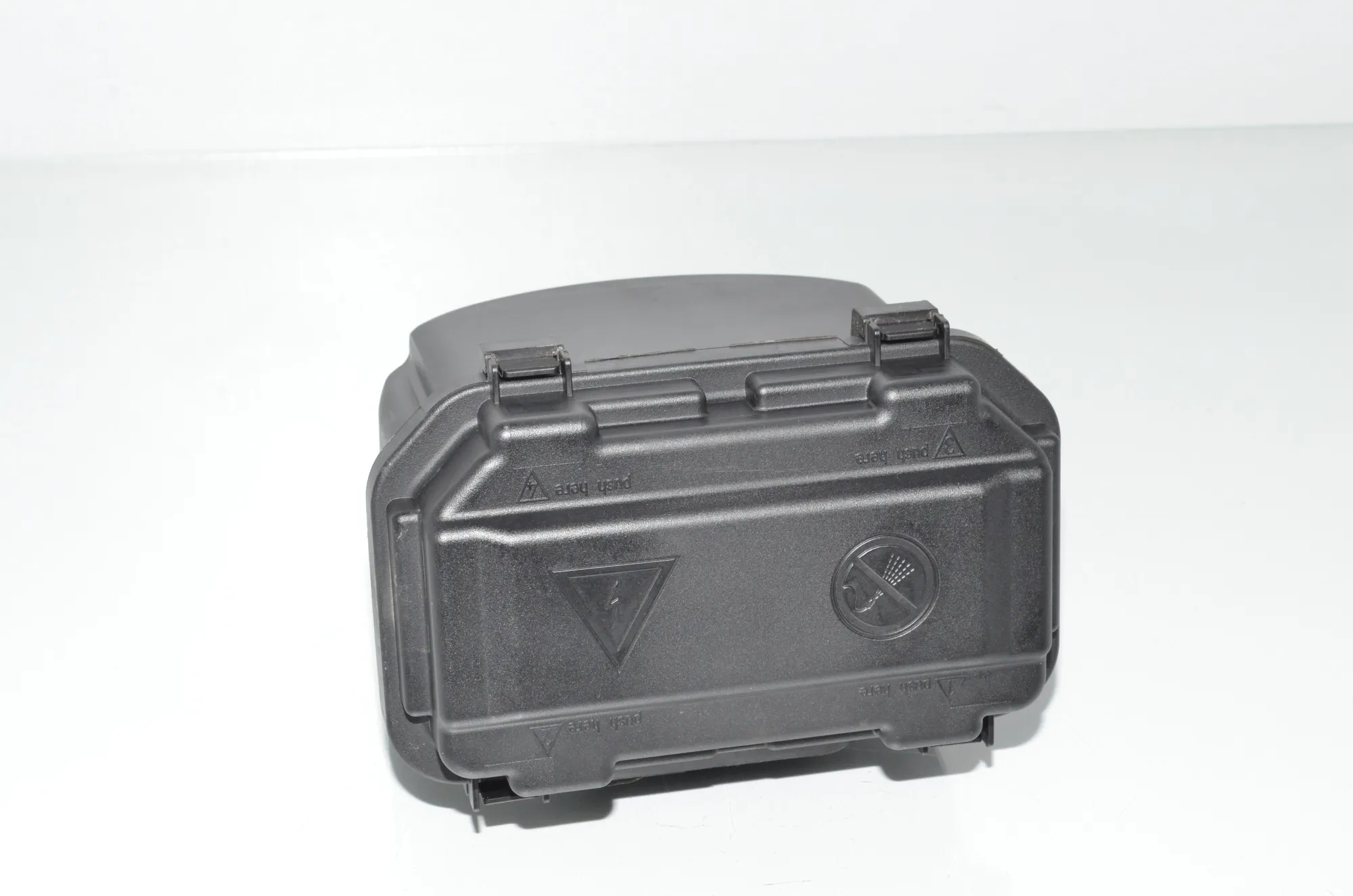 Fuse Box – OEM 9224872 · BMW 3 Touring (F31) 318 d 2016