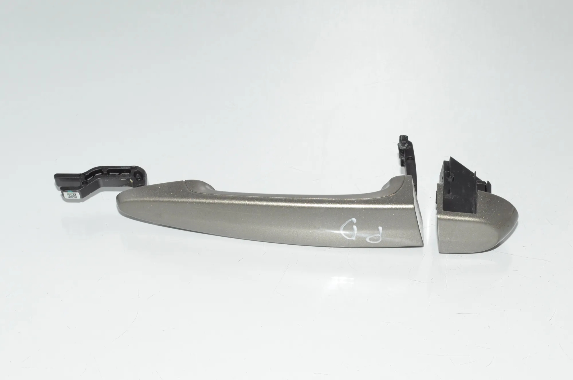 Front Right Door Exterior Handle – OEM 7207562 · BMW 3 Touring (F31) 318 d 2016 – 2