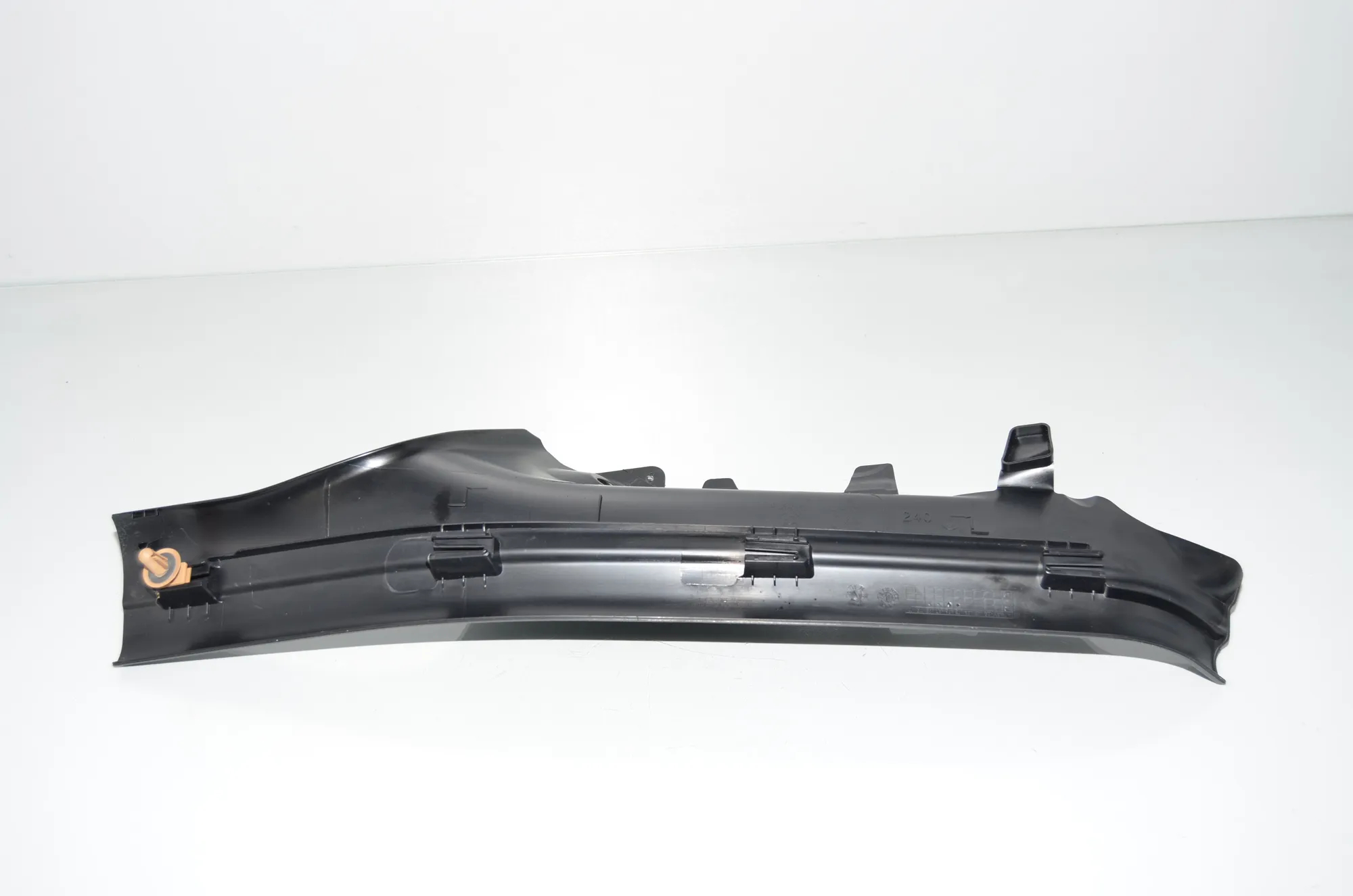 Rear Right Interior Step Trim – OEM 7221918 · BMW 3 Touring (F31) 318 d 2016 – 3