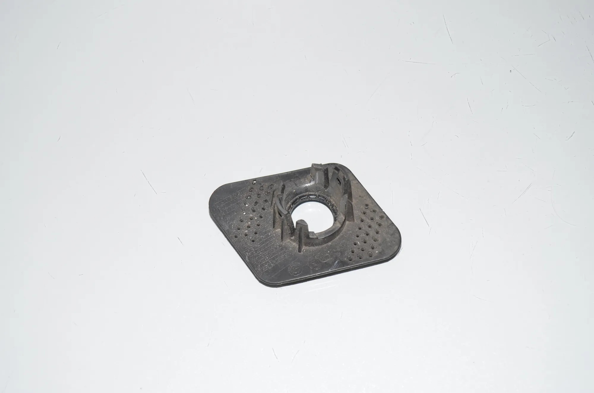 Parking Sensor Holder – OEM 9481414 · BMW iX3 (G08) BMW iX3 (G08) Electric (286 HP) 2022 – 4