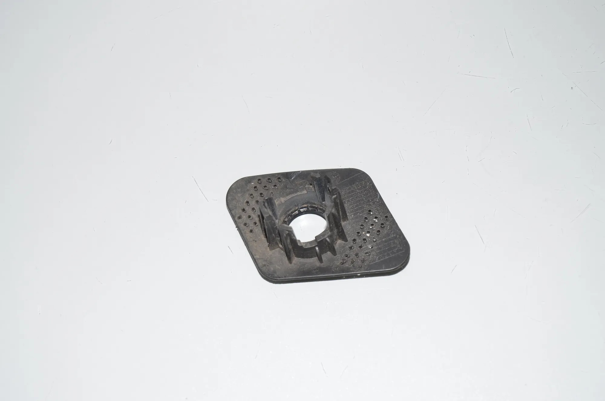 Parking Sensor Holder – OEM 9481414 · BMW iX3 (G08) BMW iX3 (G08) Electric (286 HP) 2022 – 3