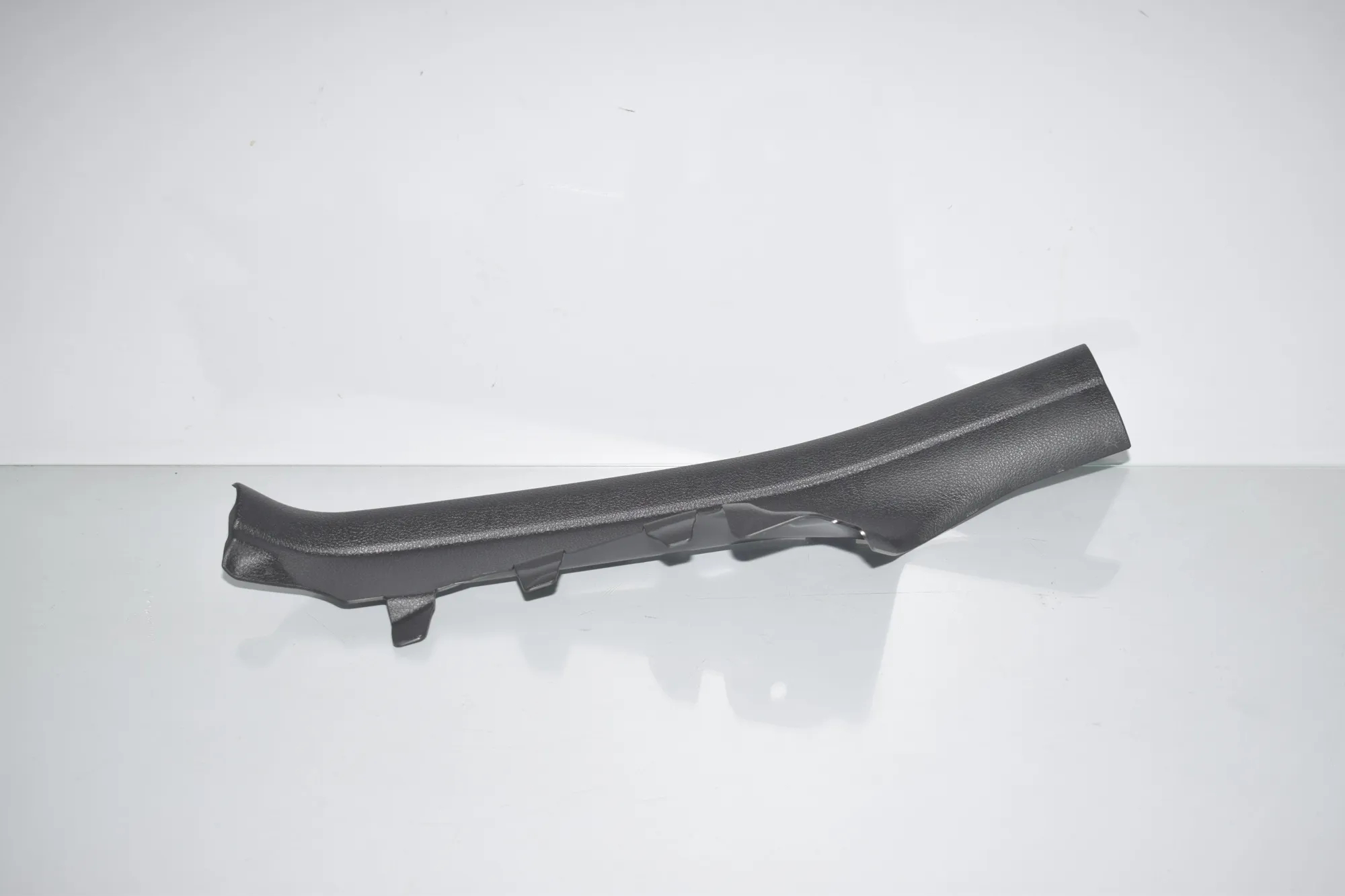 Rear Left Interior Step Trim – OEM 7221917 · BMW 3 (F30, F80) 328 i xDrive 2012 – 2