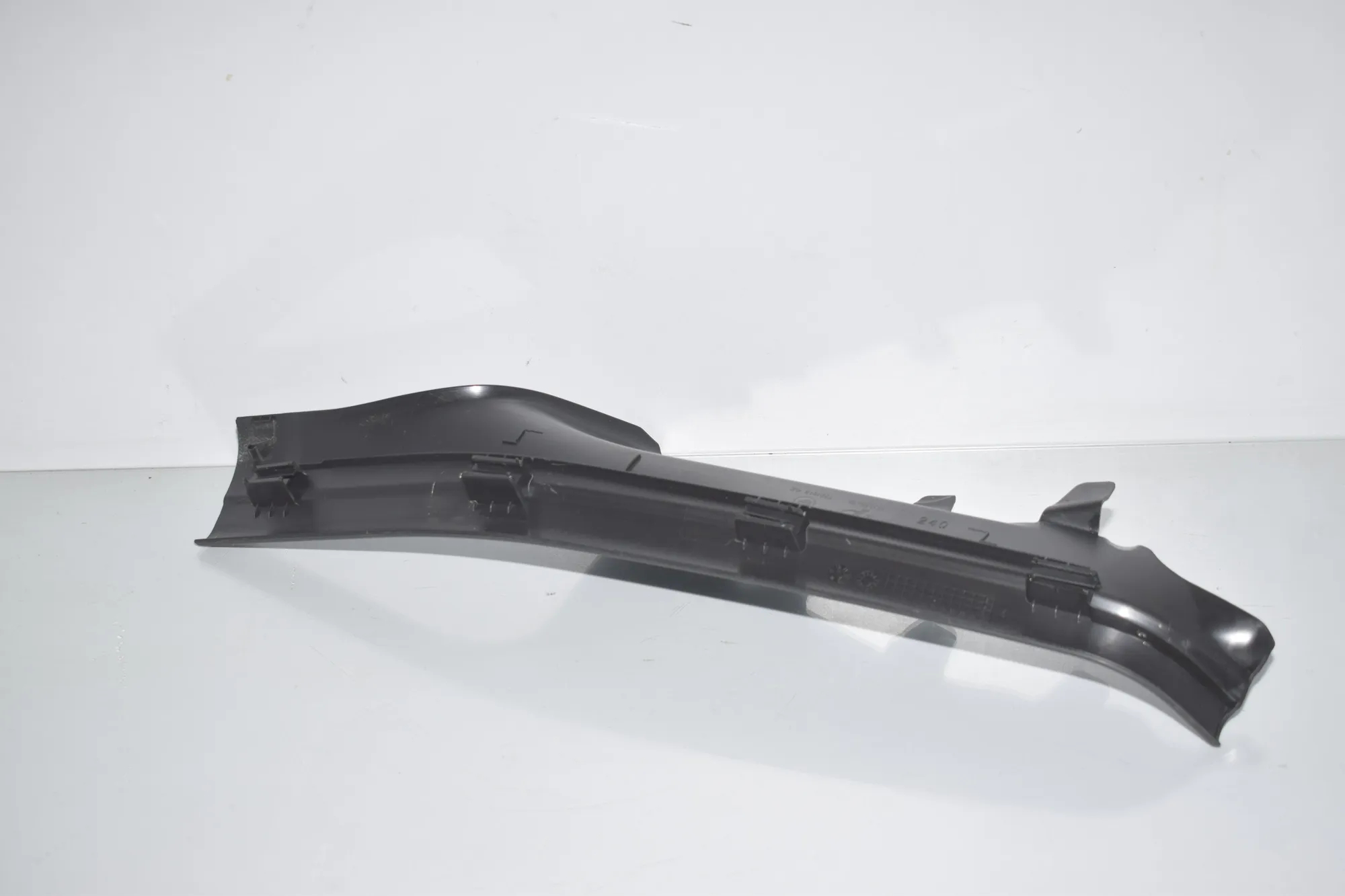 Rear Right Sill Trim – OEM 7221918 · BMW 3 (F30, F80) 328 i xDrive 2012 – 4