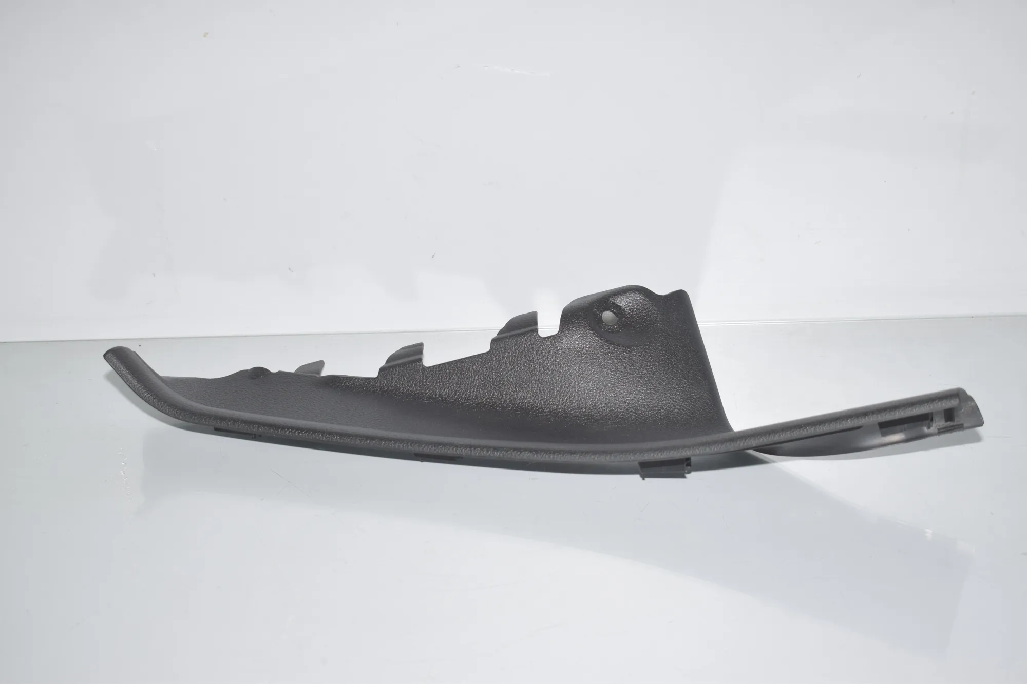 Rear Right Sill Trim – OEM 7221918 · BMW 3 (F30, F80) 328 i xDrive 2012 – 2