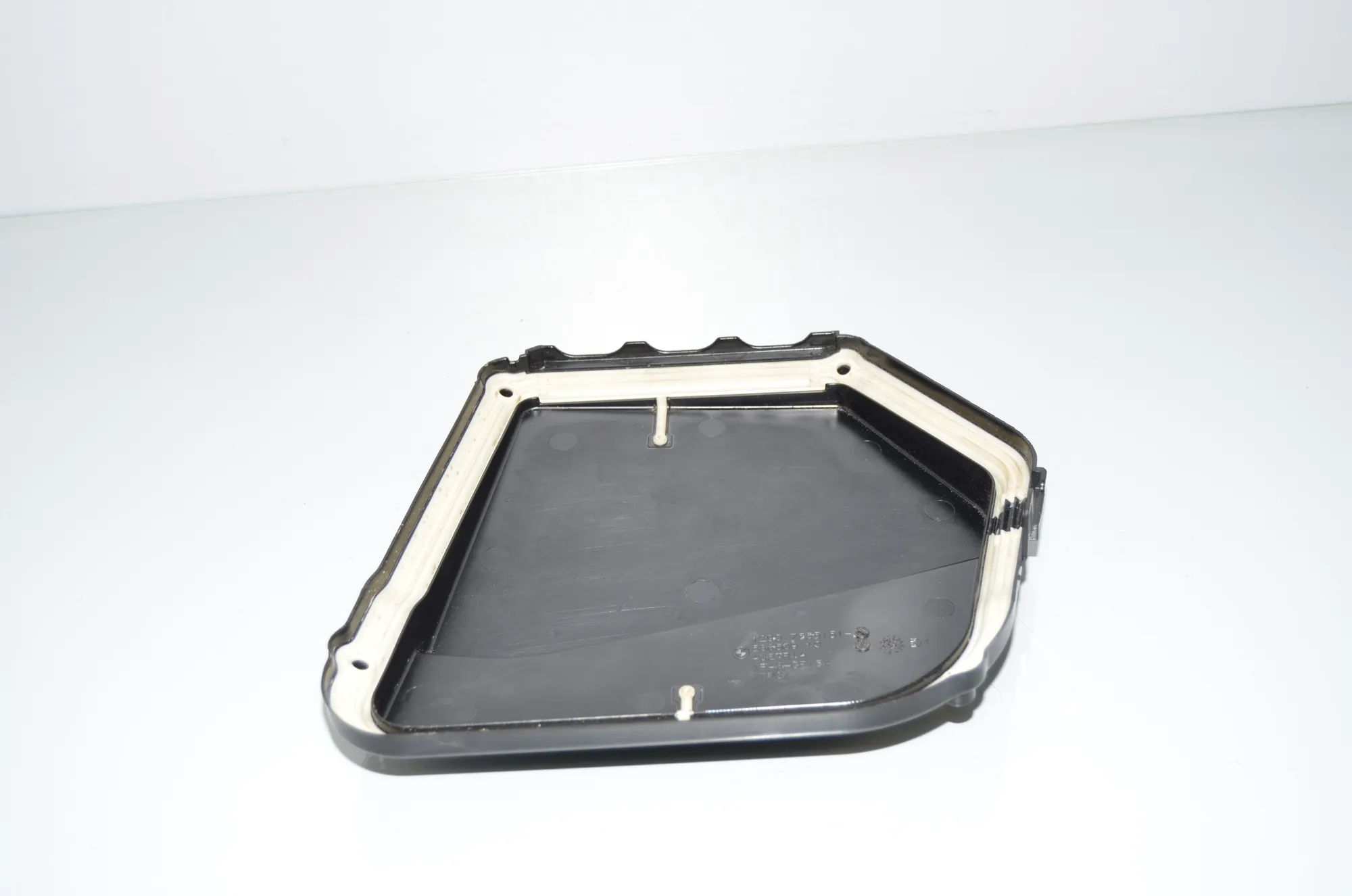 Other Engine Compartment Parts – OEM 7555151 · BMW 5 (F10) 525 d 2012 – 2