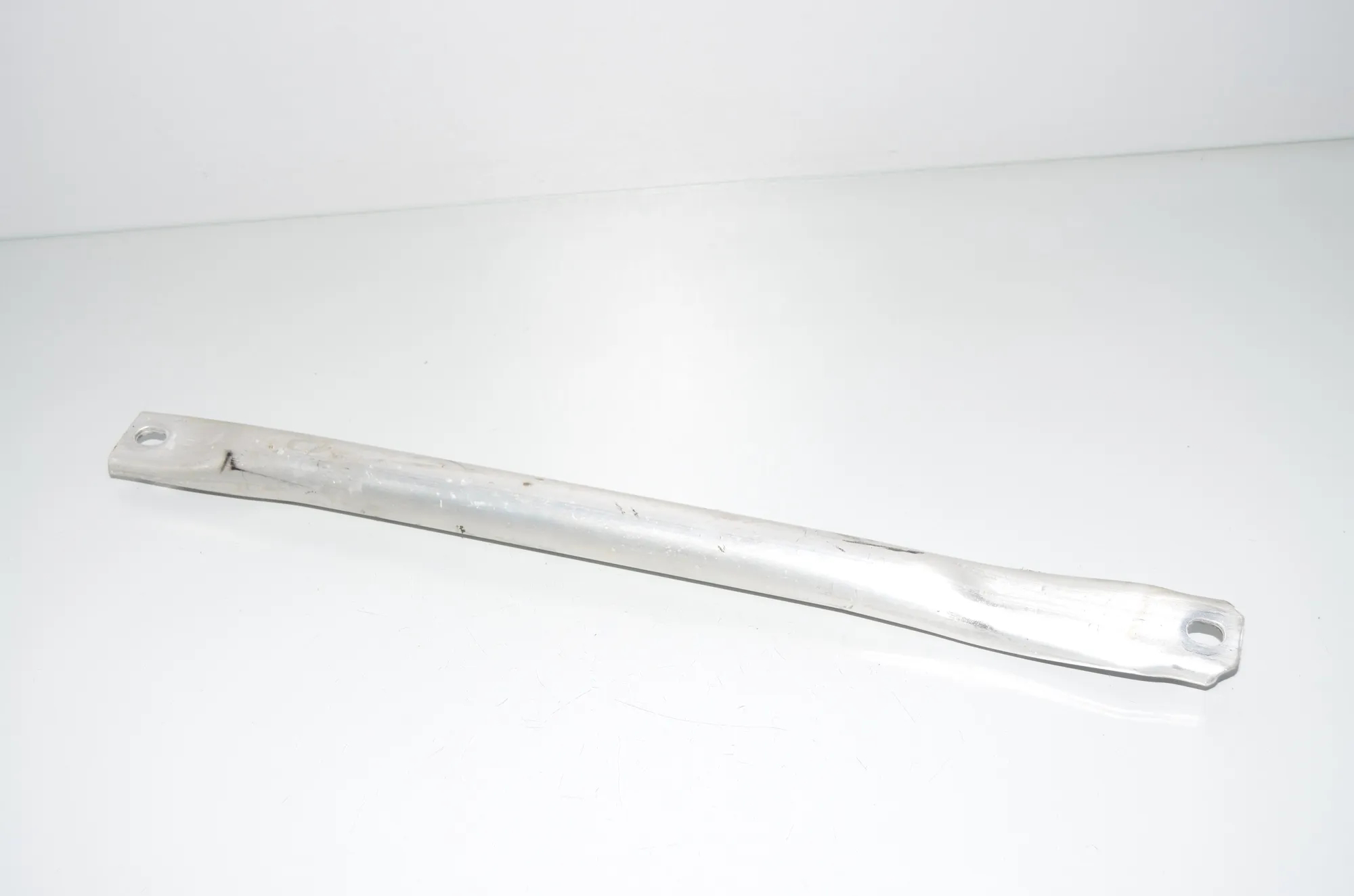 Other Engine Compartment Parts – OEM 7180316 · BMW 5 (F10) 525 d 2012 – 2